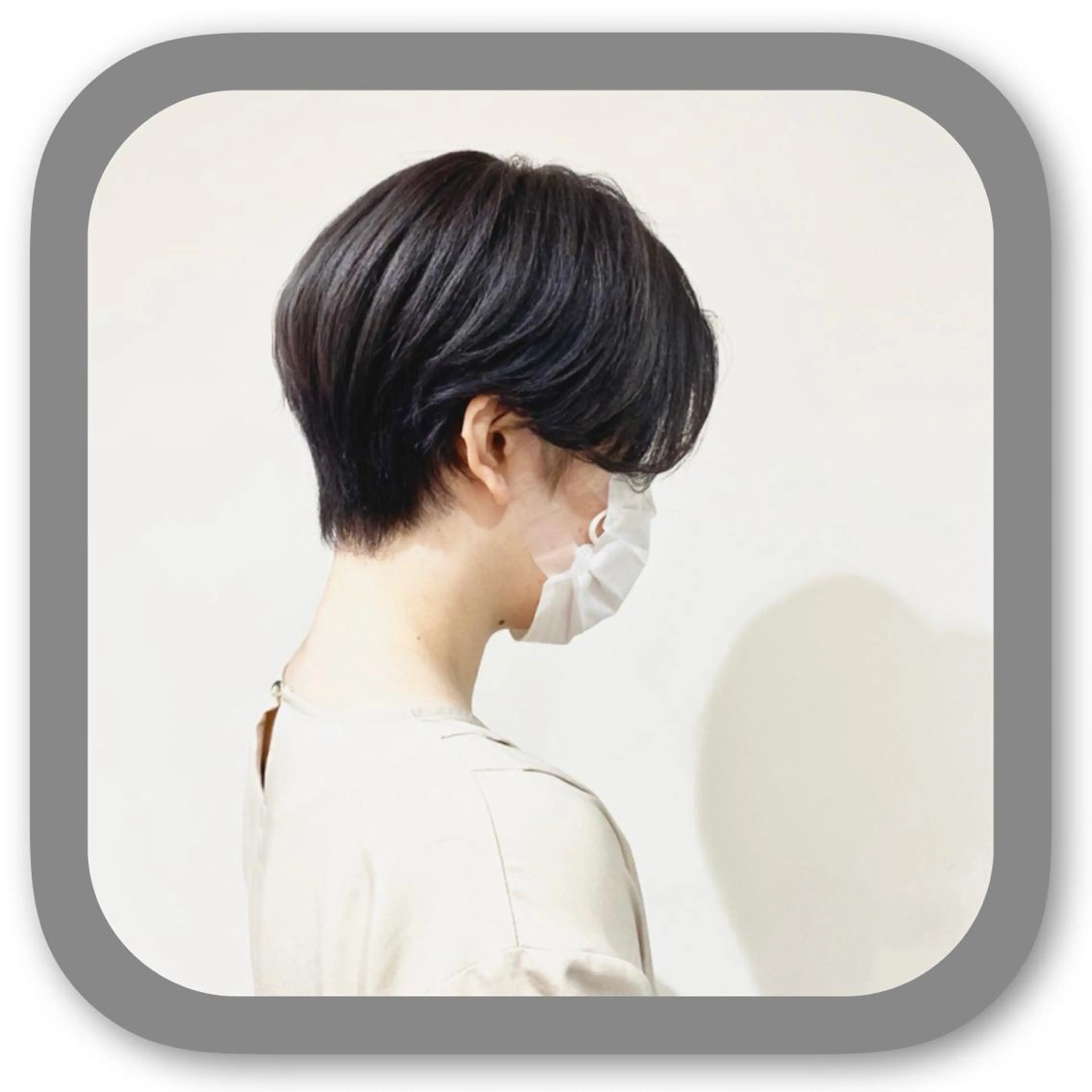 ショート アッシュ ボブ 髪質改善 レイヤーカット ショートヘア カット ショート〜ミディアム 喜多司のヘアスタイル