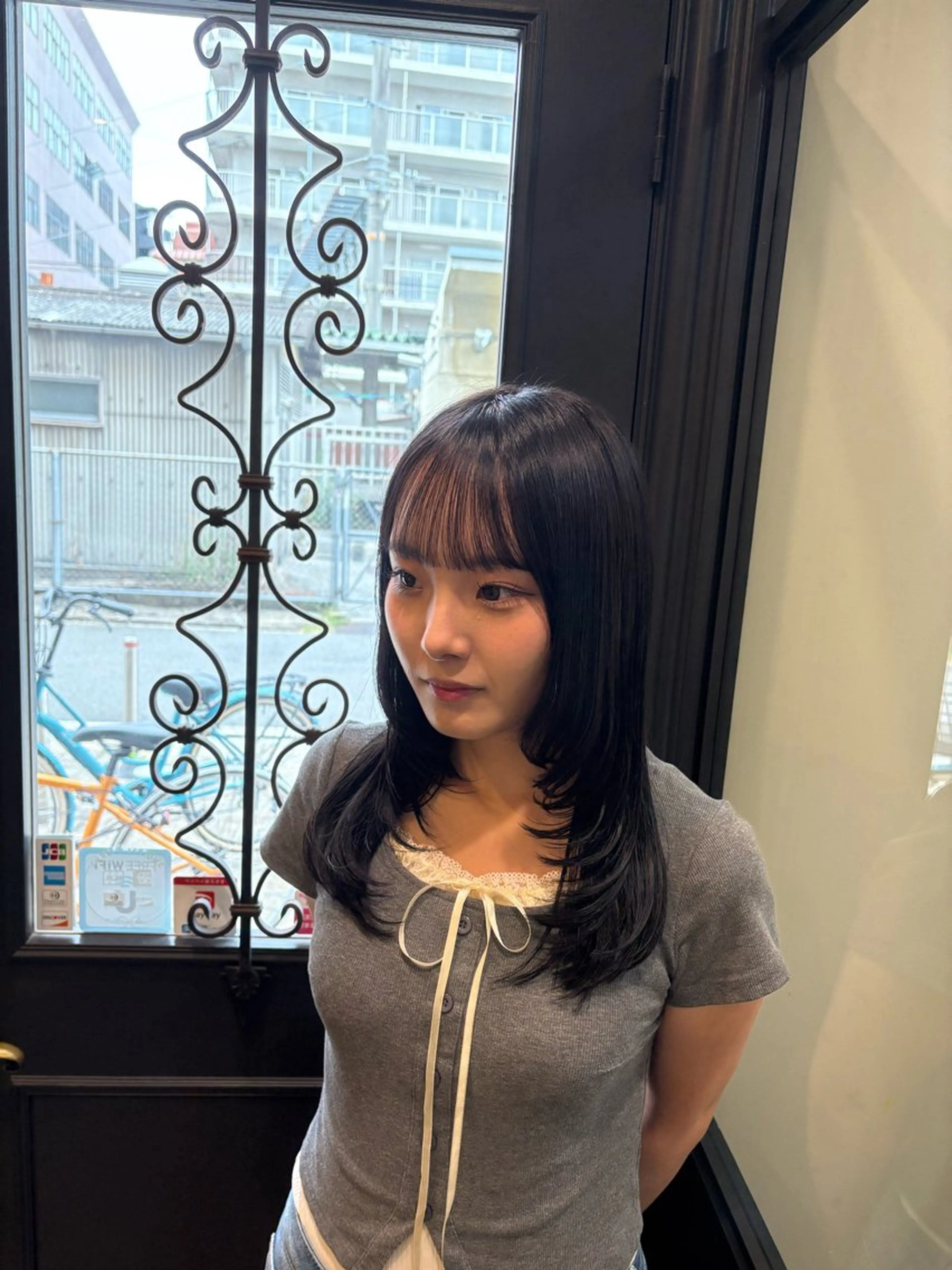 セミロング カラー カット ヘアカラー しおり/🍬 KOKORO🤍のヘアスタイル