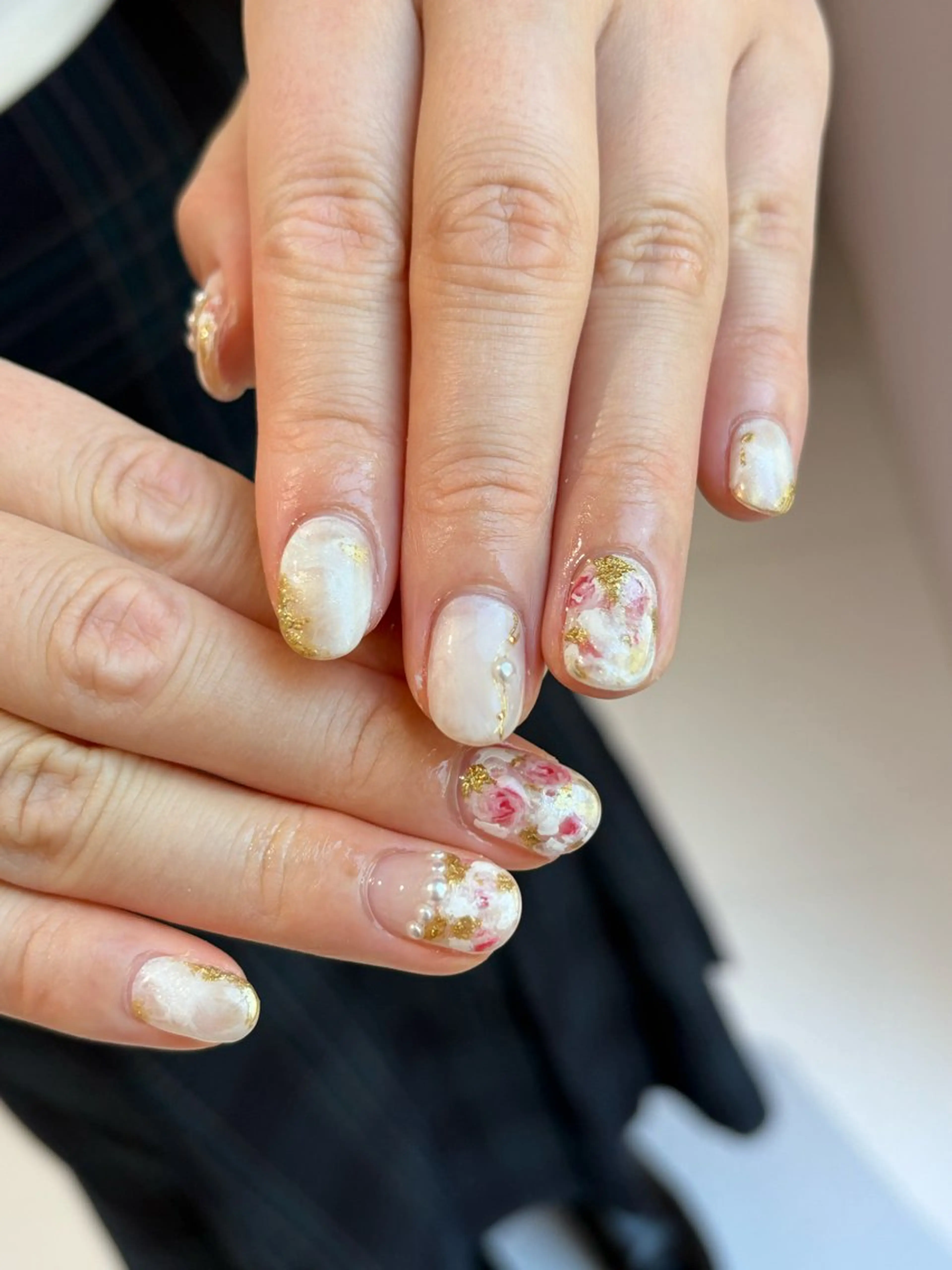 ミディアム ハンドネイル CLALA ayumiのネイルデザイン