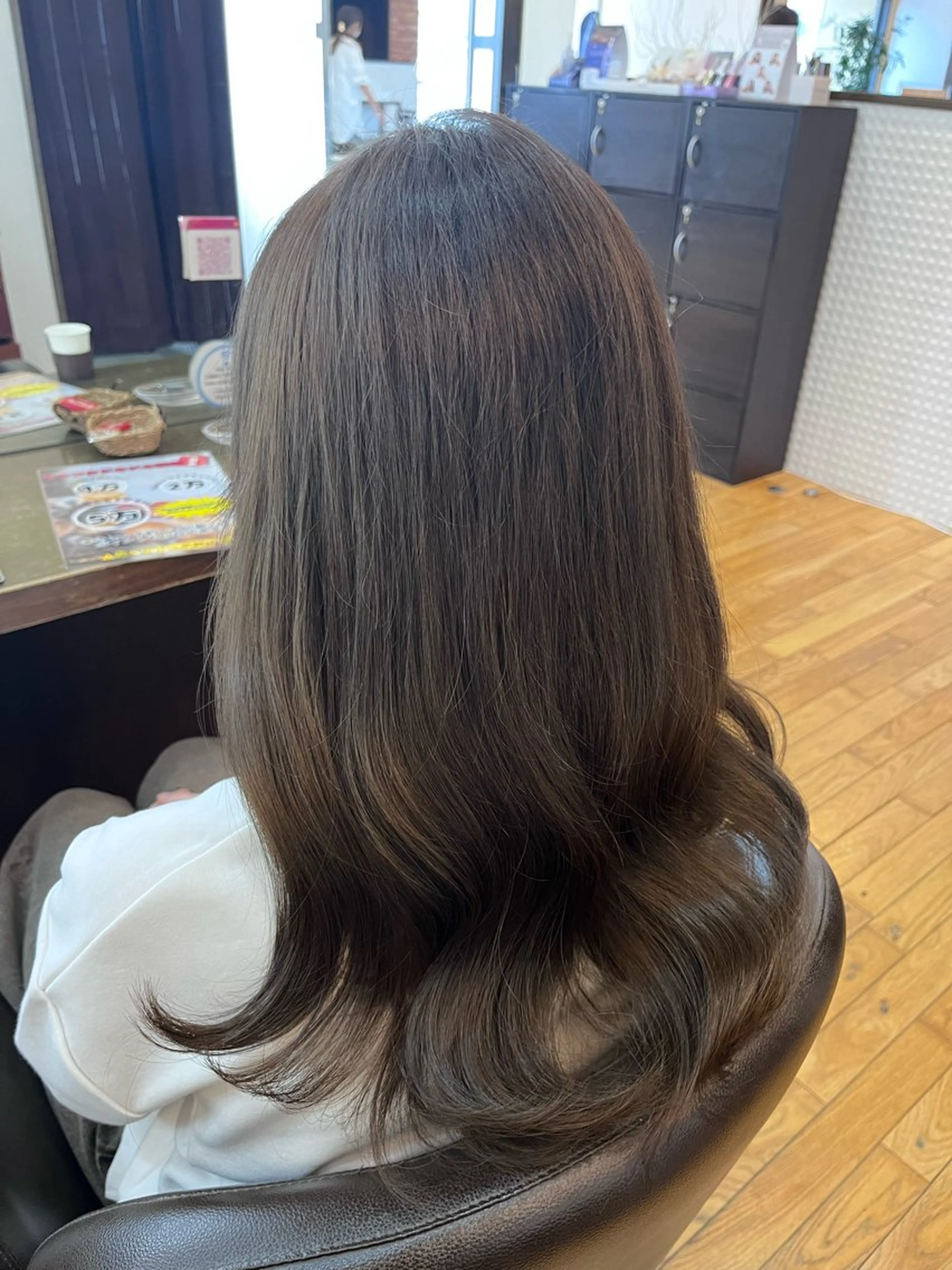 セミロング カラー 透明感カラー グレージュ カット ヘアカラー トリートメント 透明感美肌カラー/ 岡田澪香のヘアスタイル