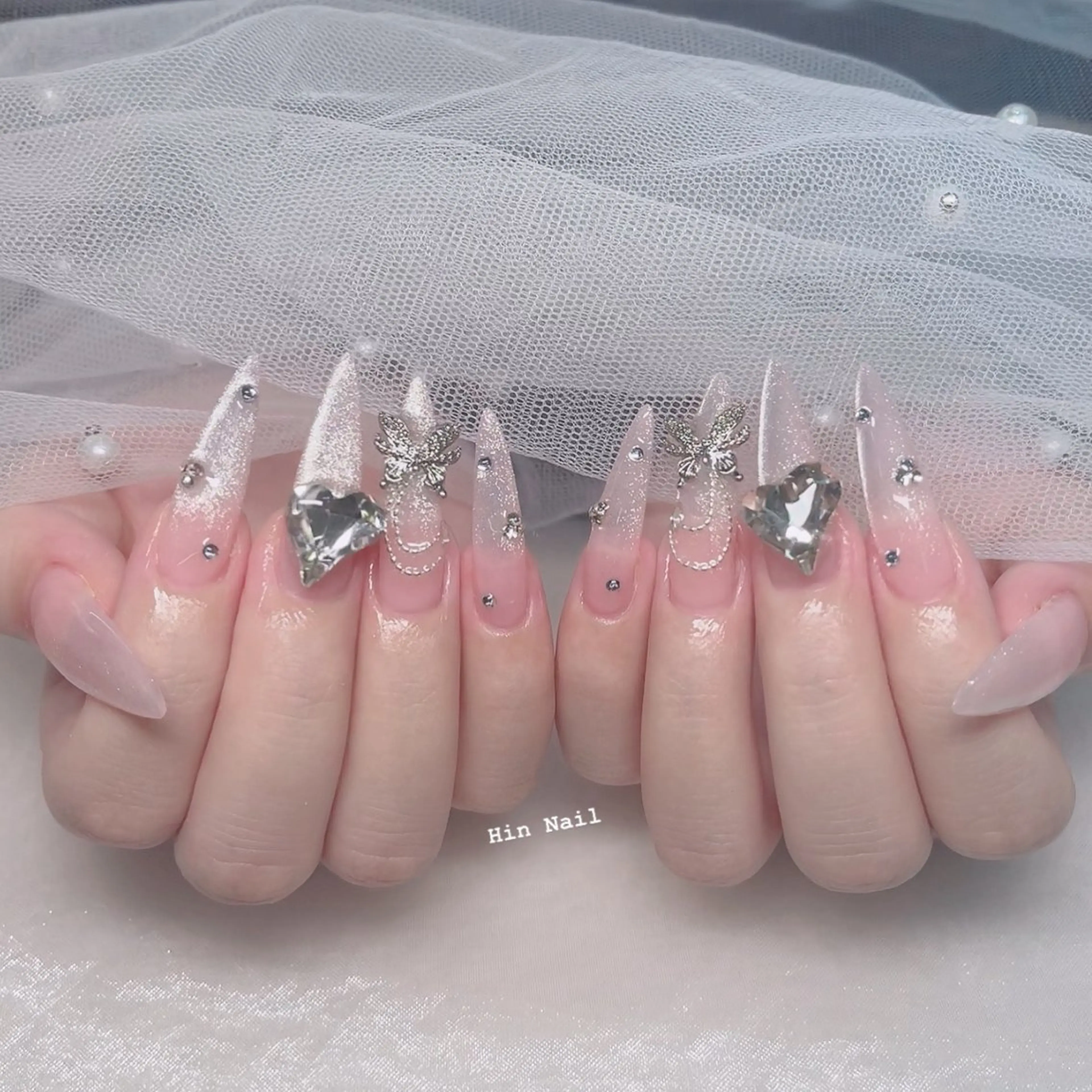 ネイル ハンドネイル HIN NAILのネイルデザイン