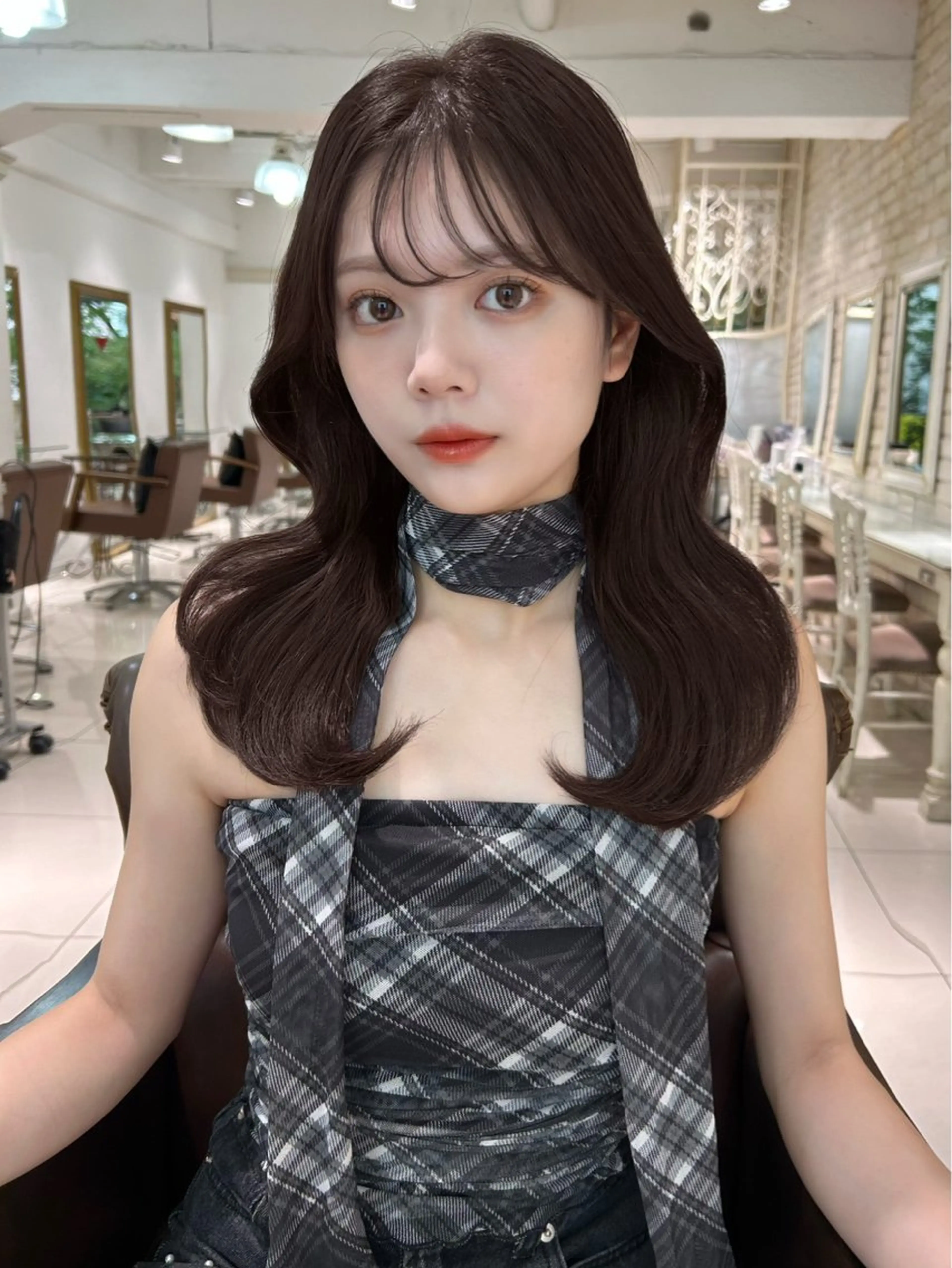 ロング ヘアカラー トリートメント sakura 🪽 艶カラー/髪質改善のヘアスタイル