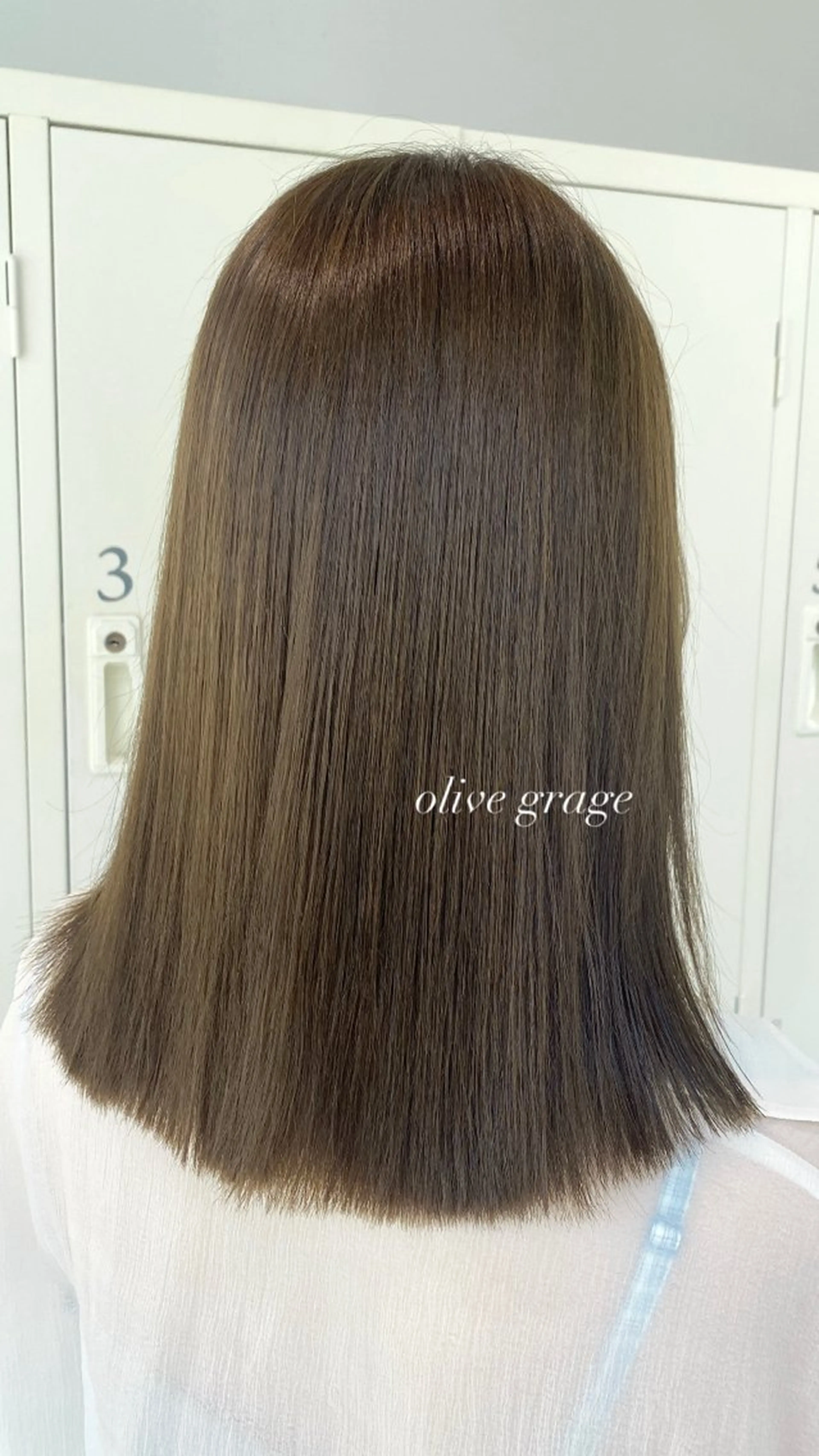 カラー 透明感カラー グレージュ オリーブグレージュ オリーブグレー towa /EIGHTのヘアスタイル