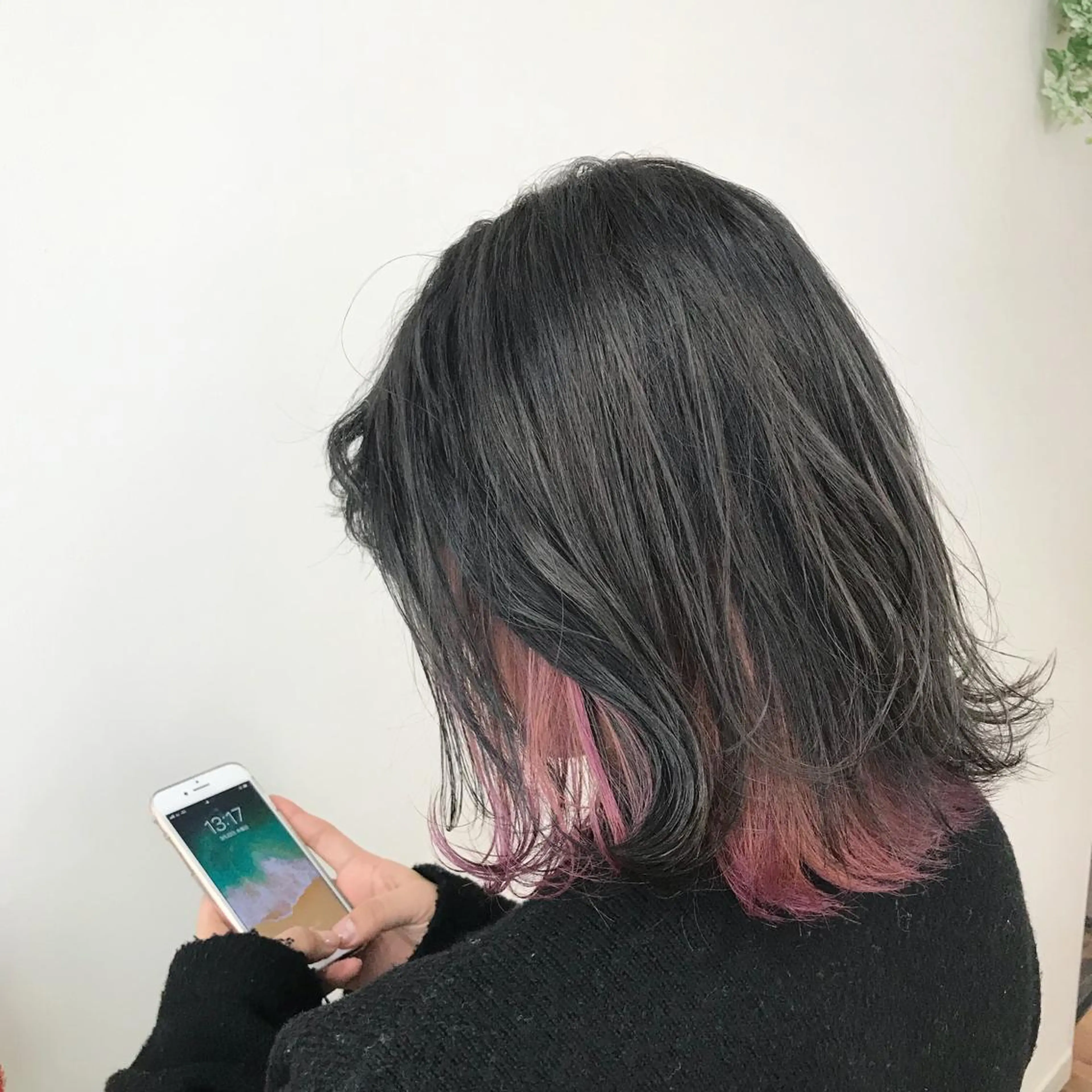 ショート カラー インナーカラー ラベンダーカラー ラベンダーピンク ピンクカラー ヘアカラー トリートメント レイヤー/顔周り /AKARIのヘアスタイル