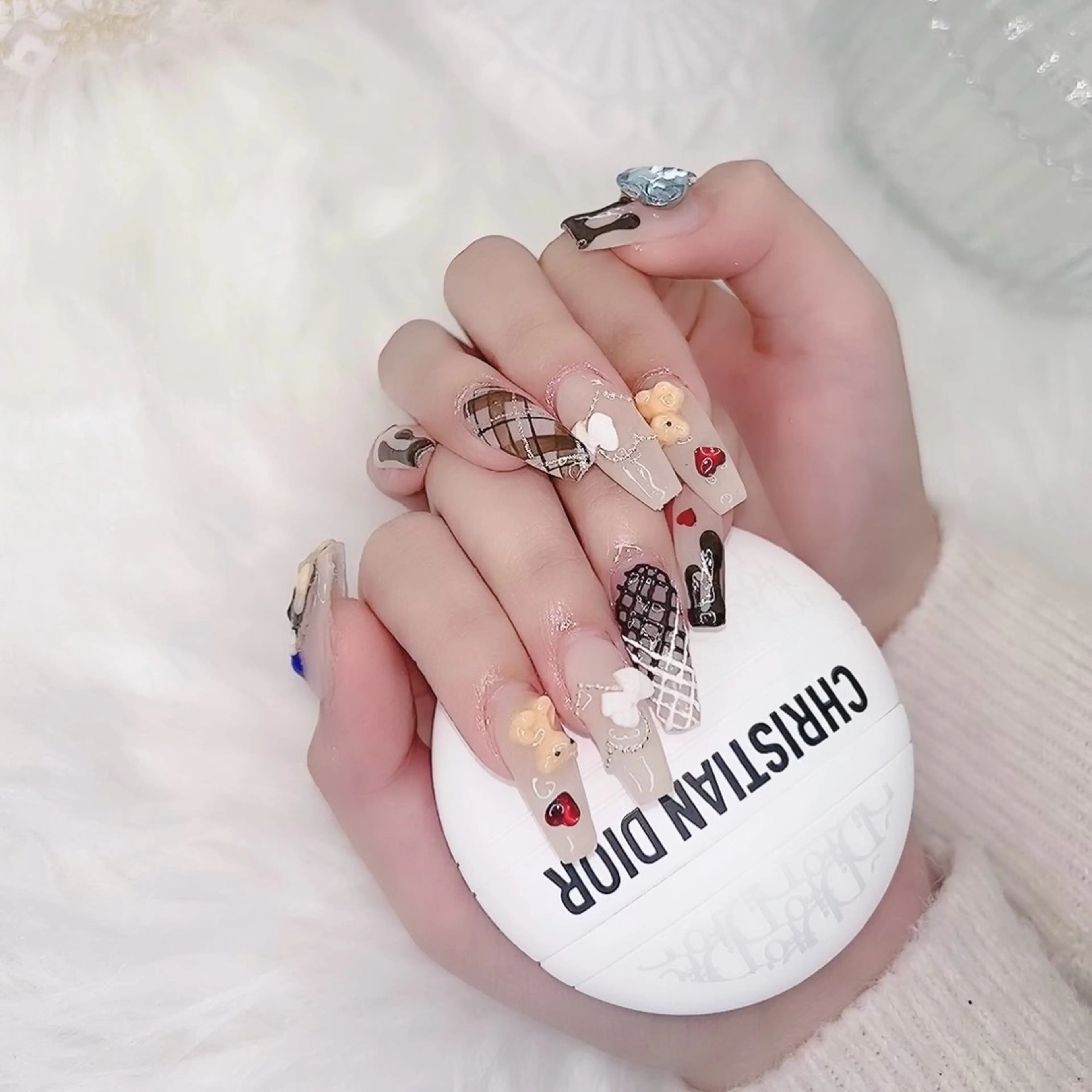 ネイル バレンタイン ハンドネイル merci nail所属・merci nailのネイルデザイン