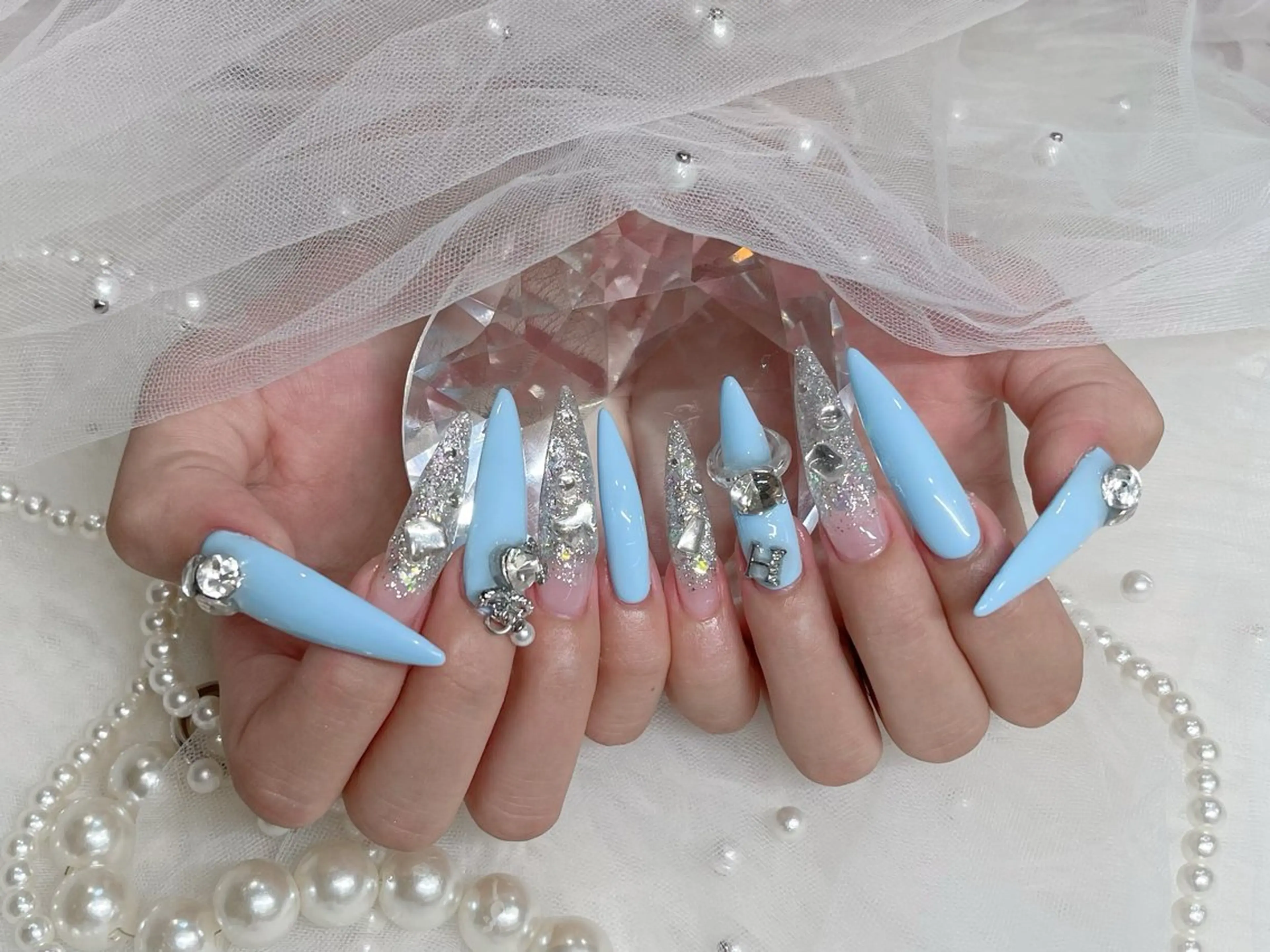 ミディアム Chiin Nail Stylistのネイルデザイン