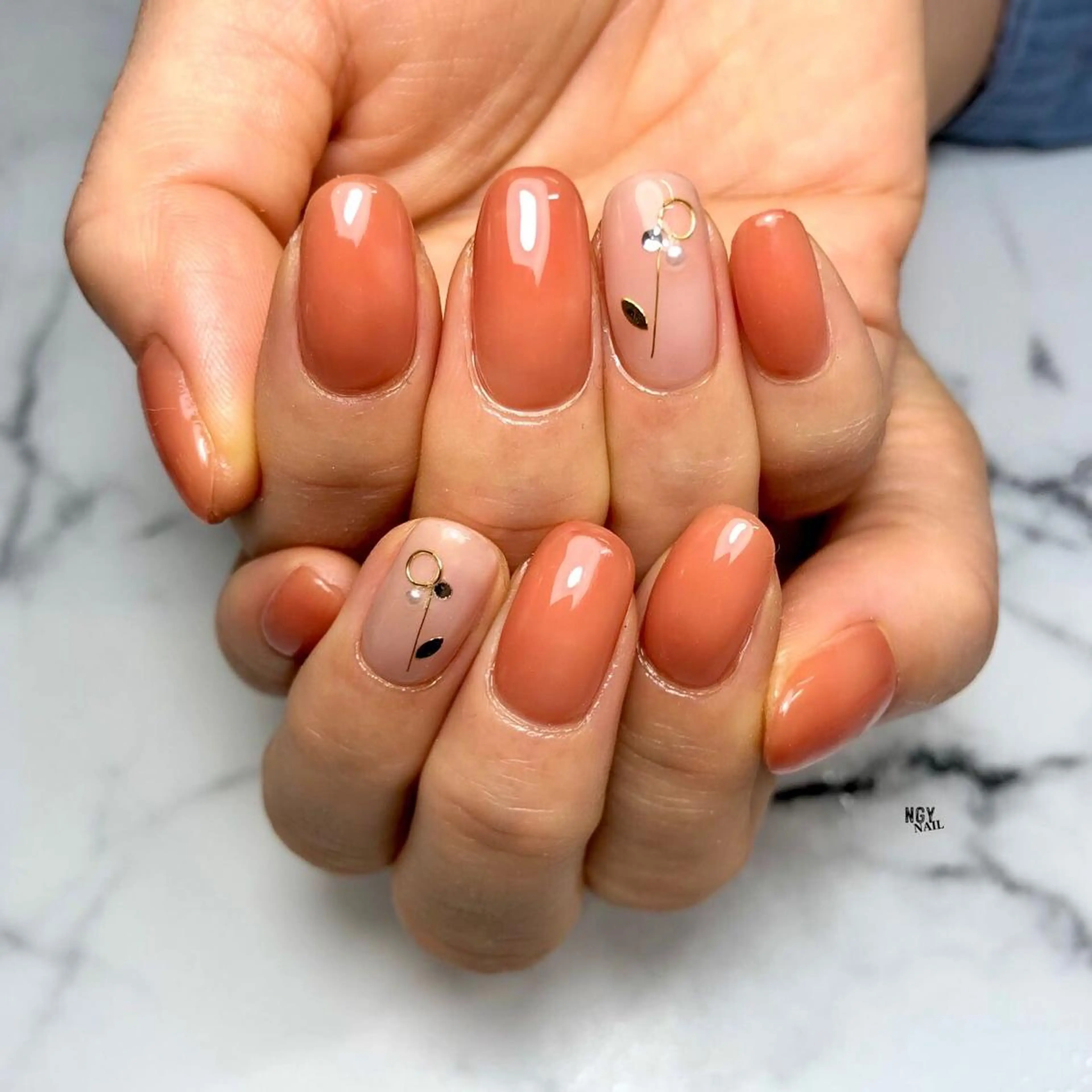 ネイル ニュアンスネイル オフィスネイル ワンカラーネイル シンプルネイル NAIL NOWのネイルデザイン
