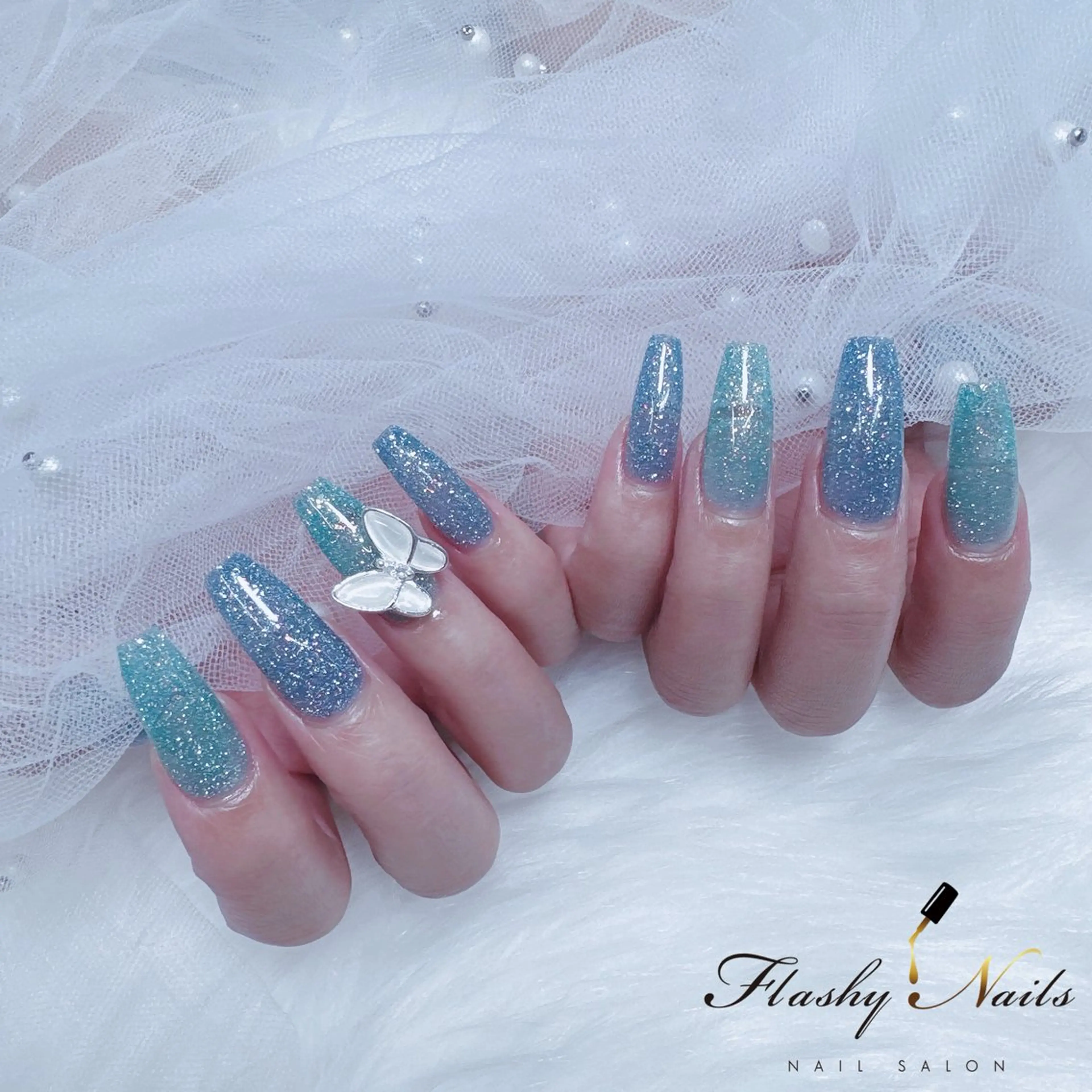ネイル Flashy Nailsのネイルデザイン