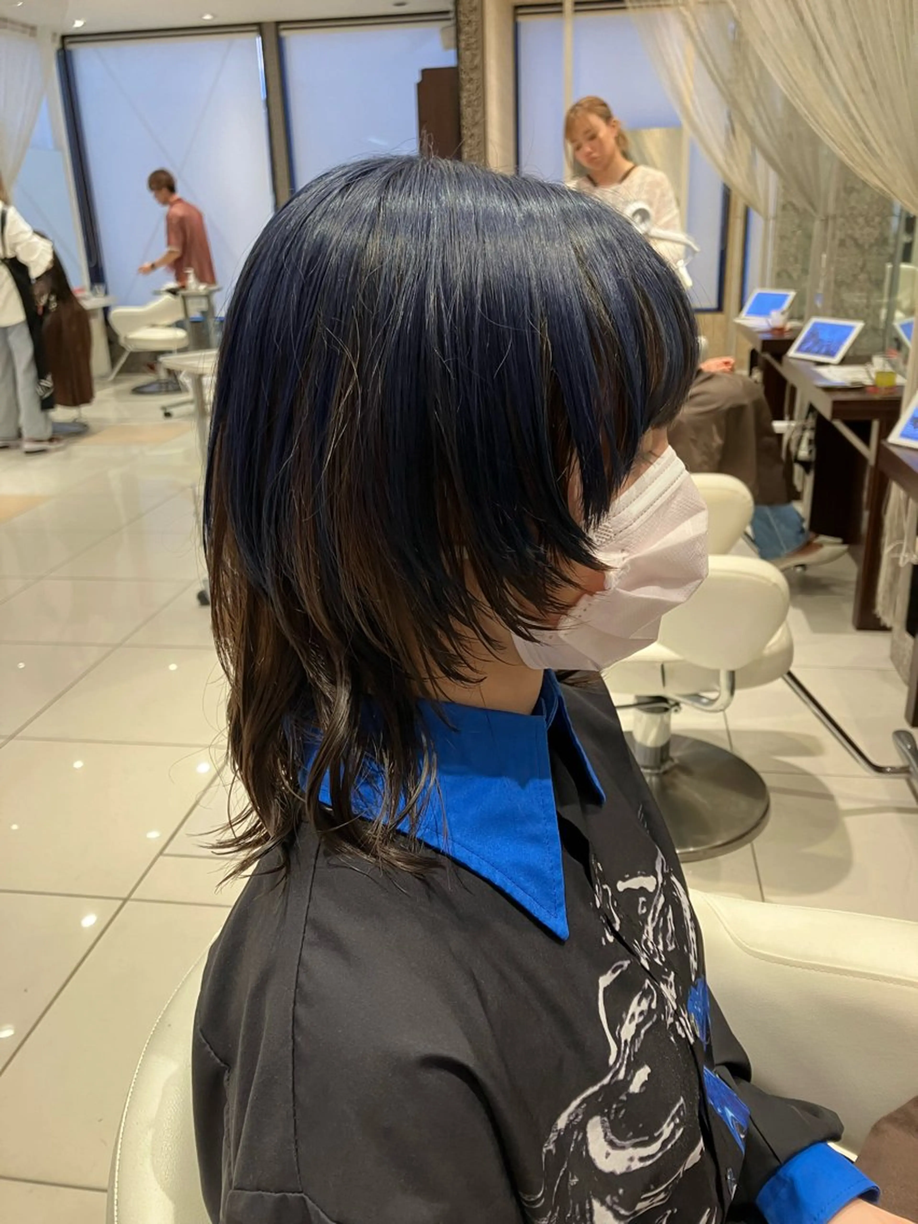 ミディアム ウルフカット SEA BELLE YASUのヘアスタイル