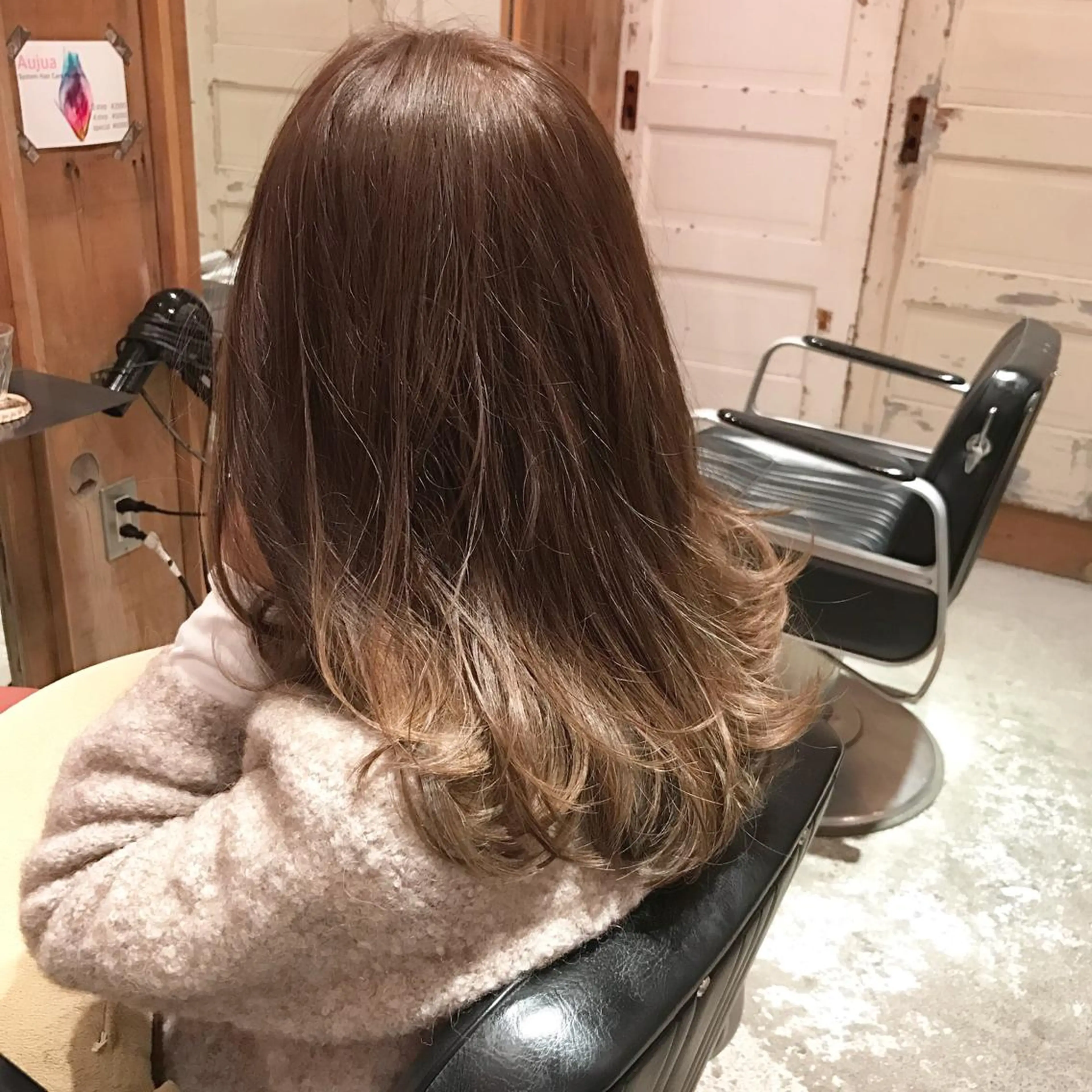 セミロング カラー 透明感カラー グレージュ ハイライトカラー ハイライト レイヤーカット emme エミィ/立川のヘアスタイル