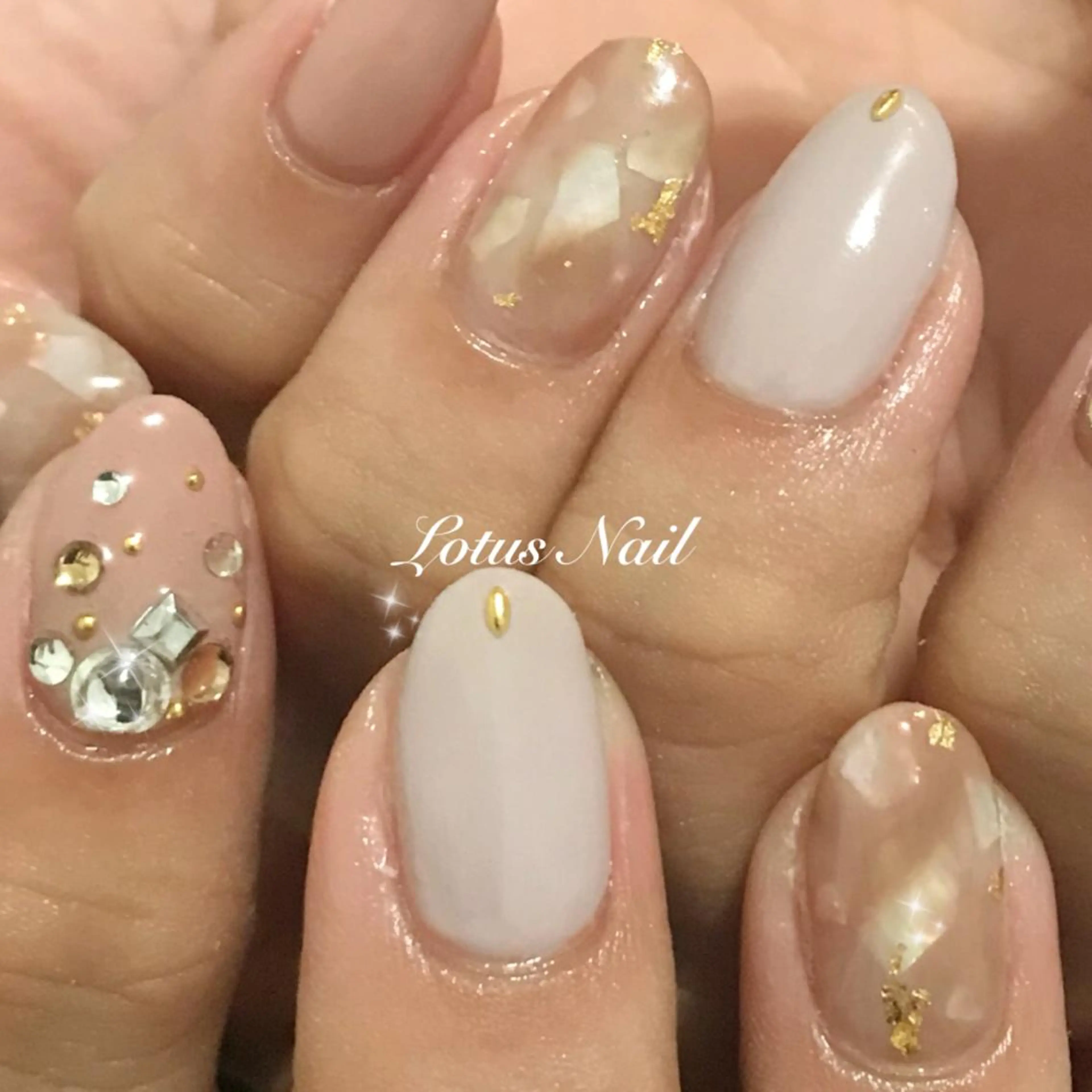 ネイル Lotus Nailのネイルデザイン