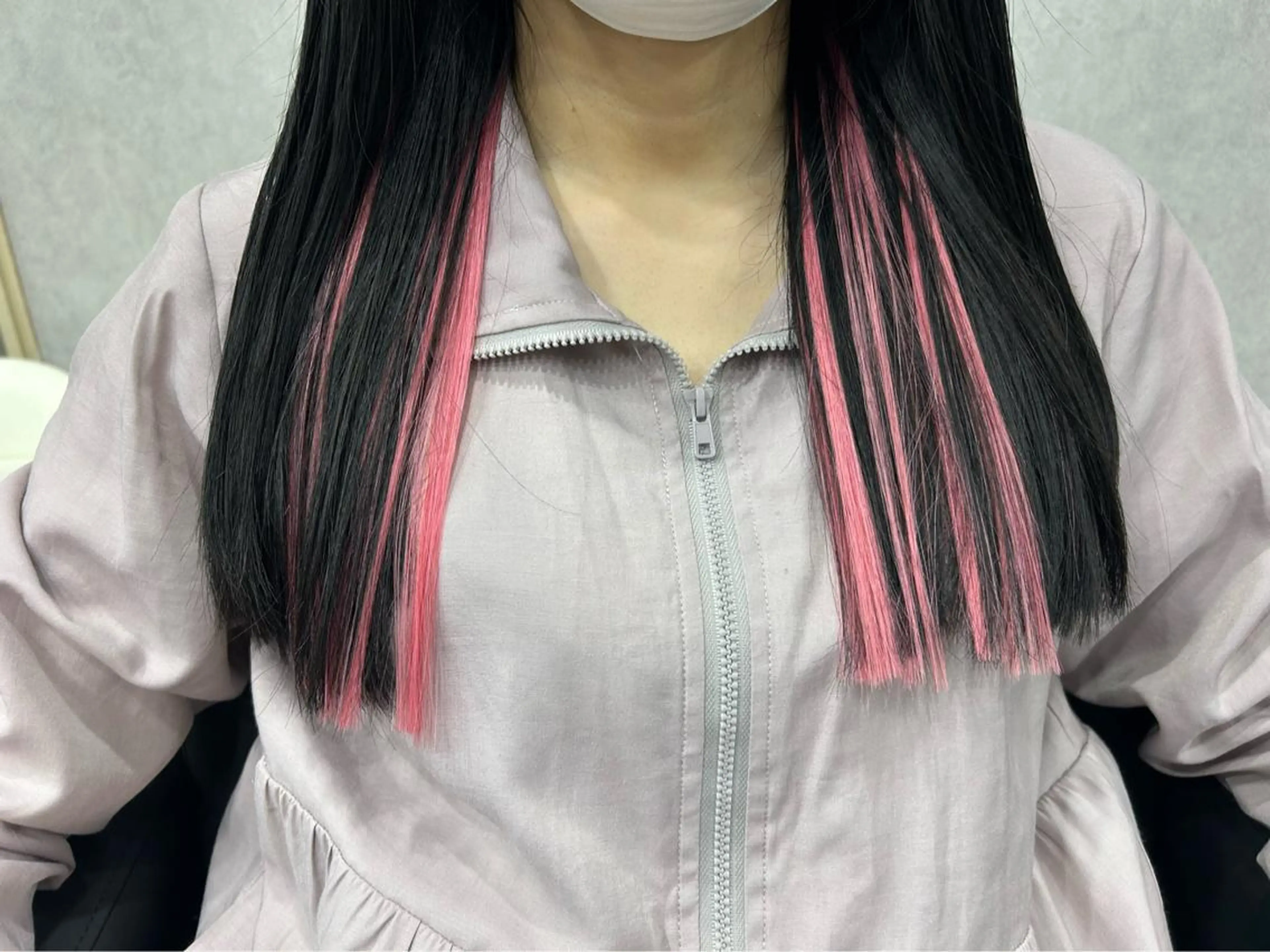セミロング カラー シールエクステ ダブルカラー ハイライトカラー ハイトーンカラー エクステ シールエクステの女神 🍑Momo🍑のヘアスタイル