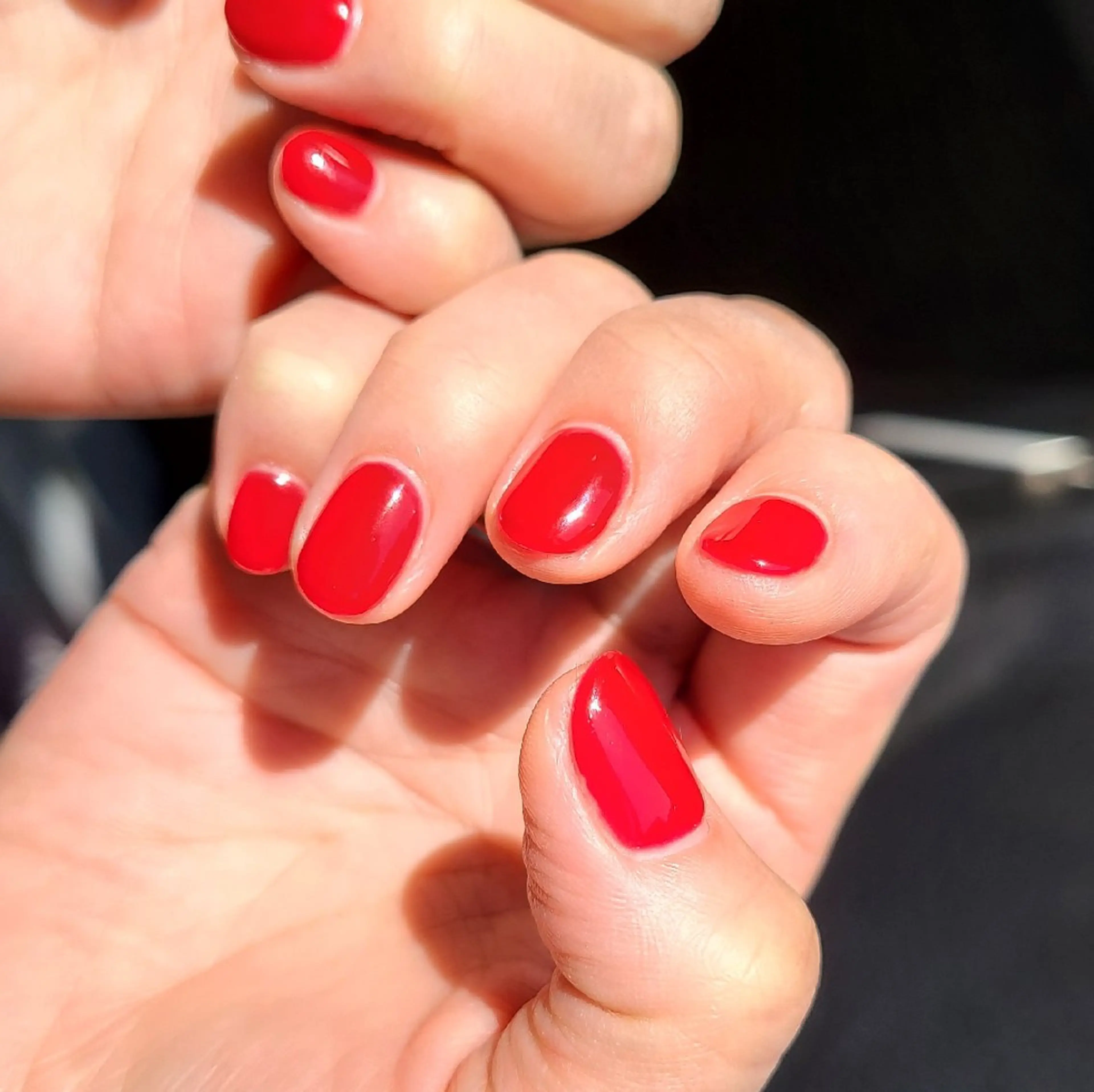ネイル 赤色 ハンドネイル 川澄もえ/ relownail のネイルデザイン
