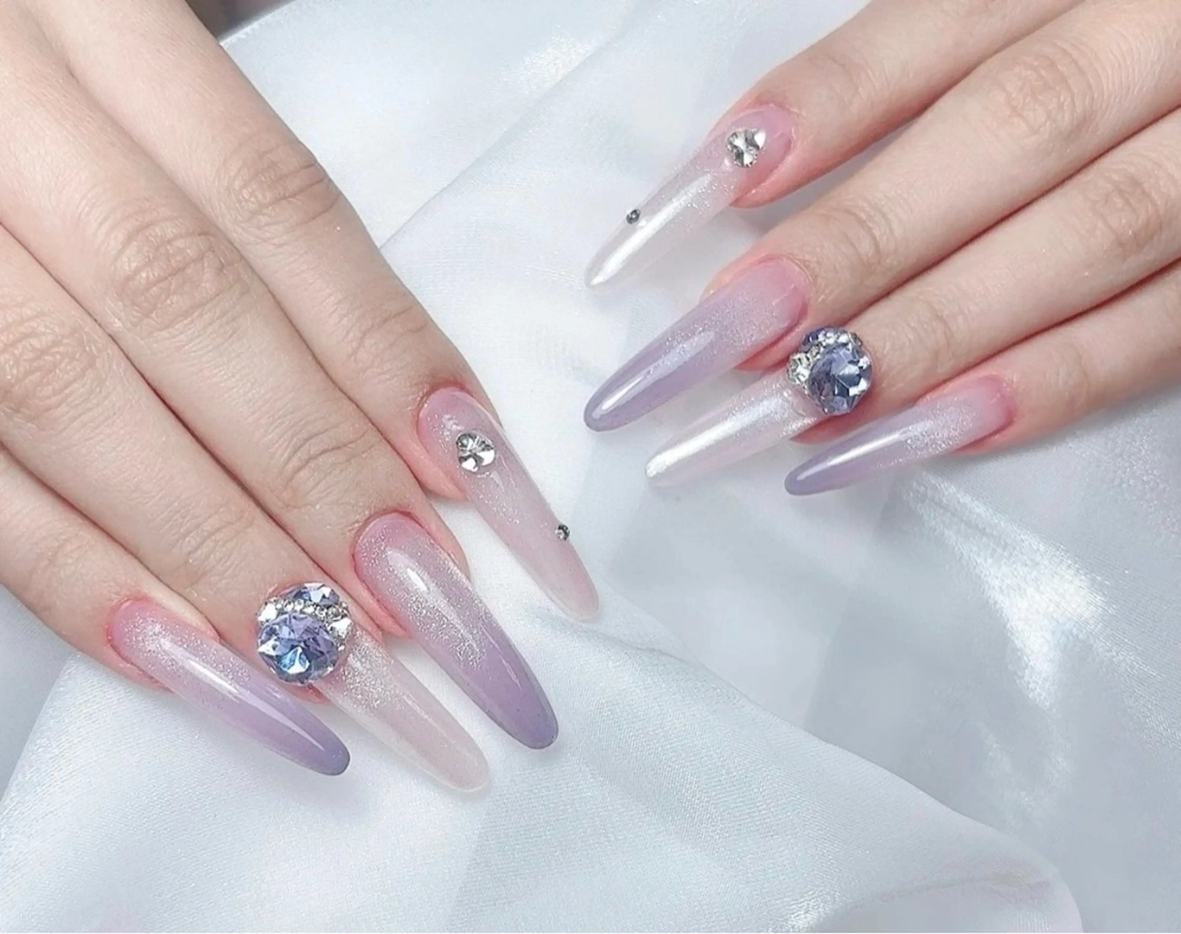 ネイル フットネイル ジェルネイル マグネットネイル 持ち込み ワンカラーネイル ハンドネイル Mimo beau ty   salonのネイルデザイン