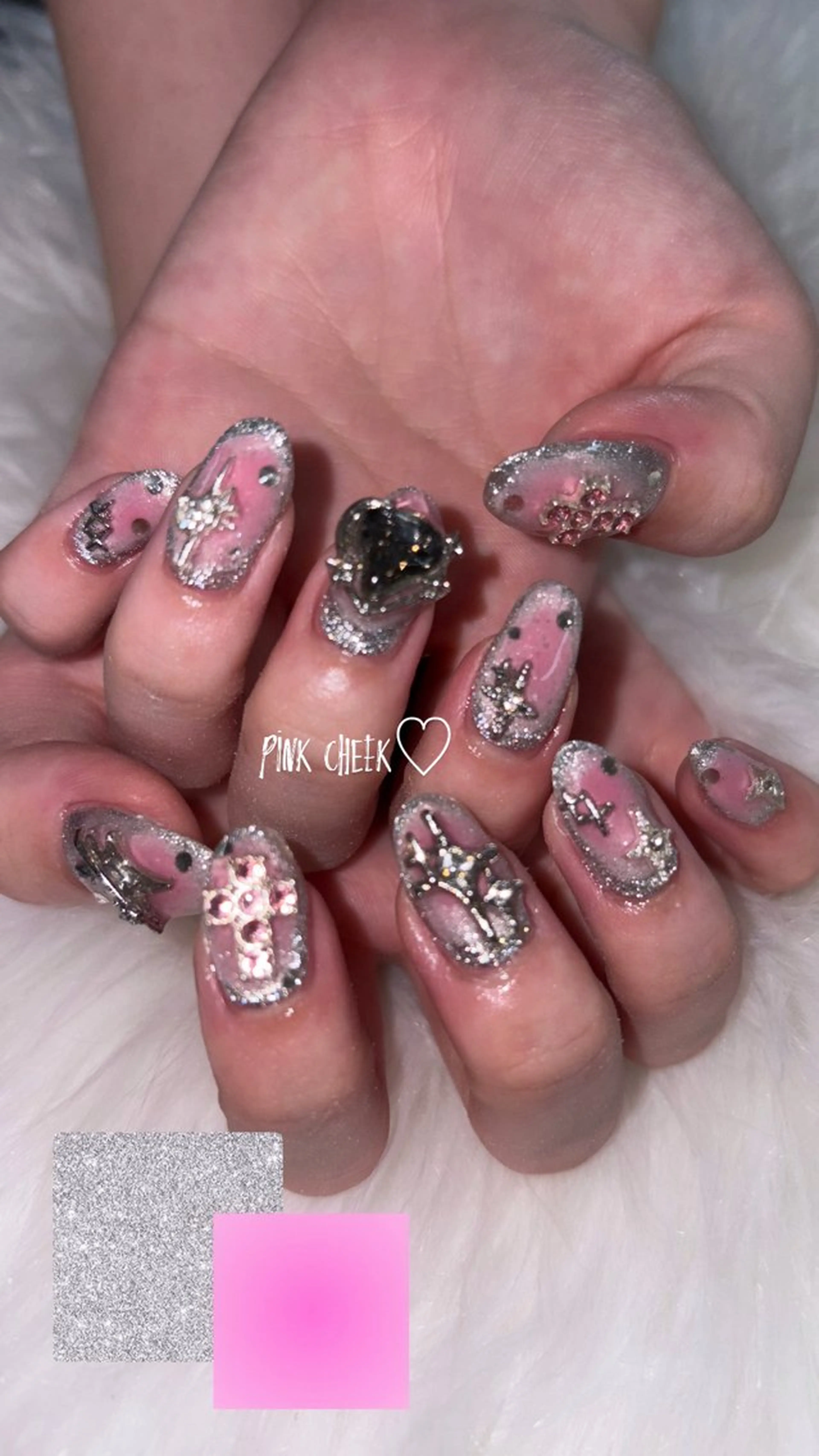 ネイル laninails所属・LANI nailsalonのネイルデザイン