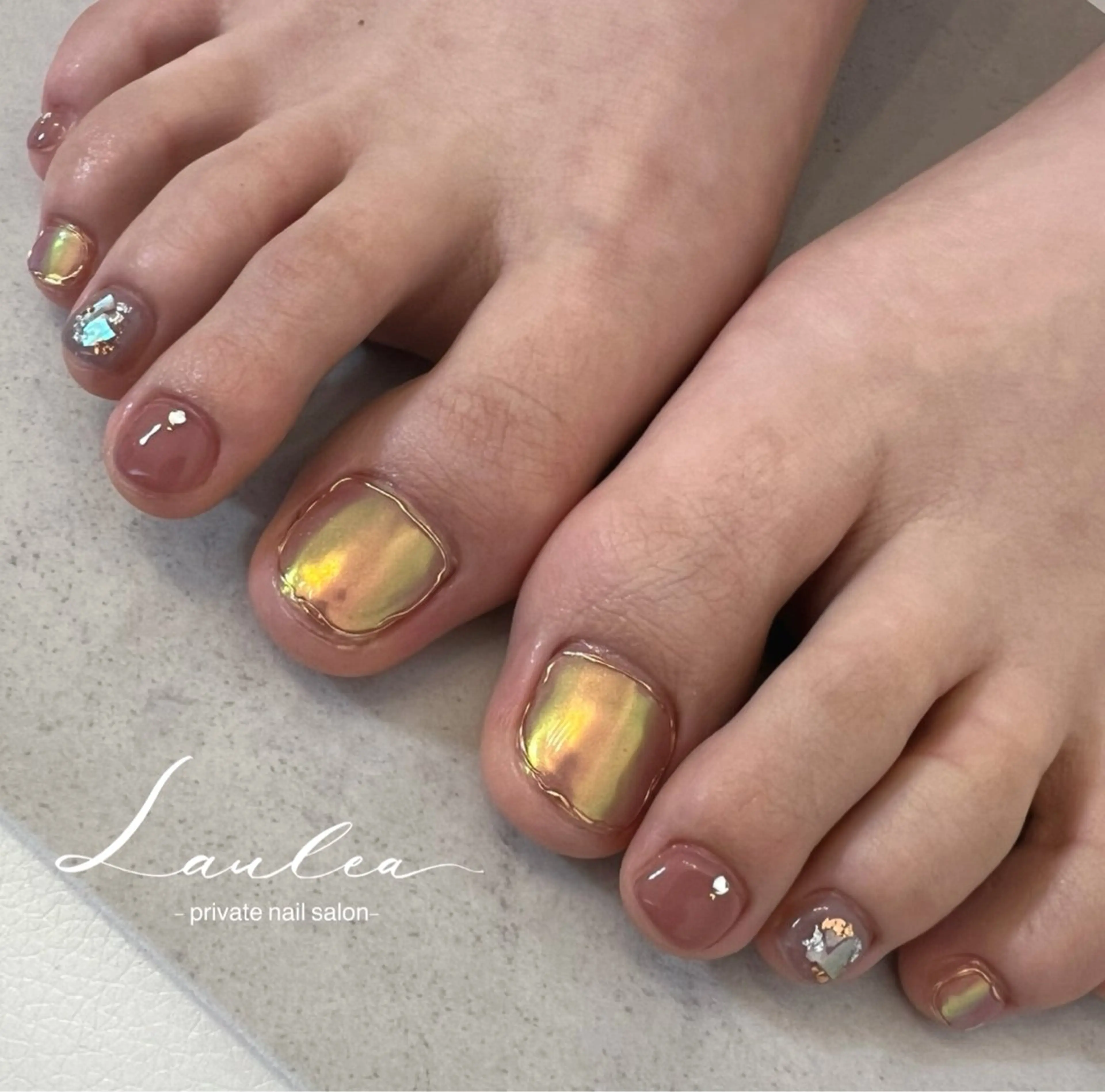ネイル ミラーネイル ワンホンネイル フットネイル nail salon Lauleaのネイルデザイン