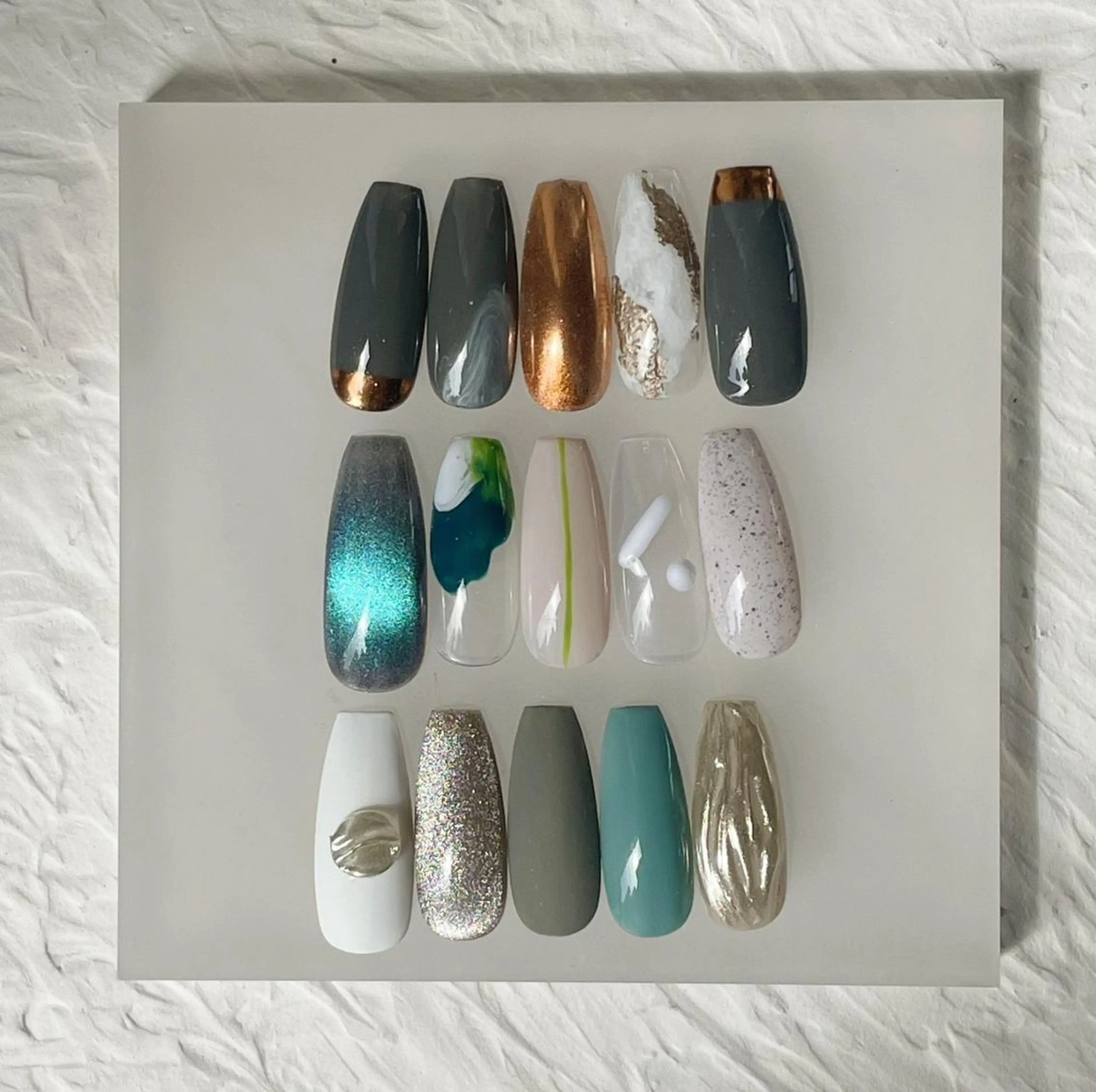 ネイル maimai W 【放出店】のネイルデザイン