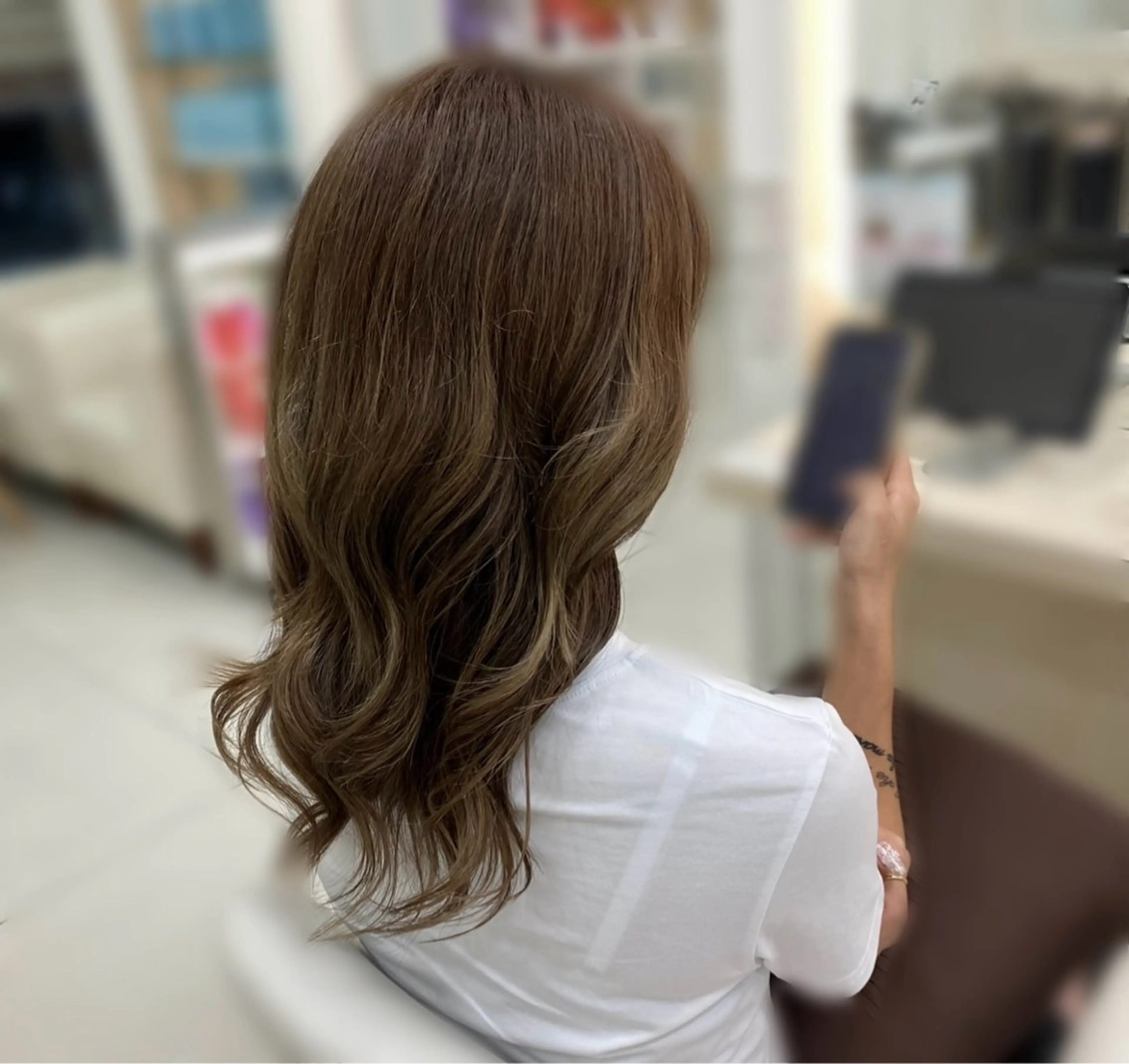セミロング 透明感カラー🫧 aika🐈のヘアスタイル