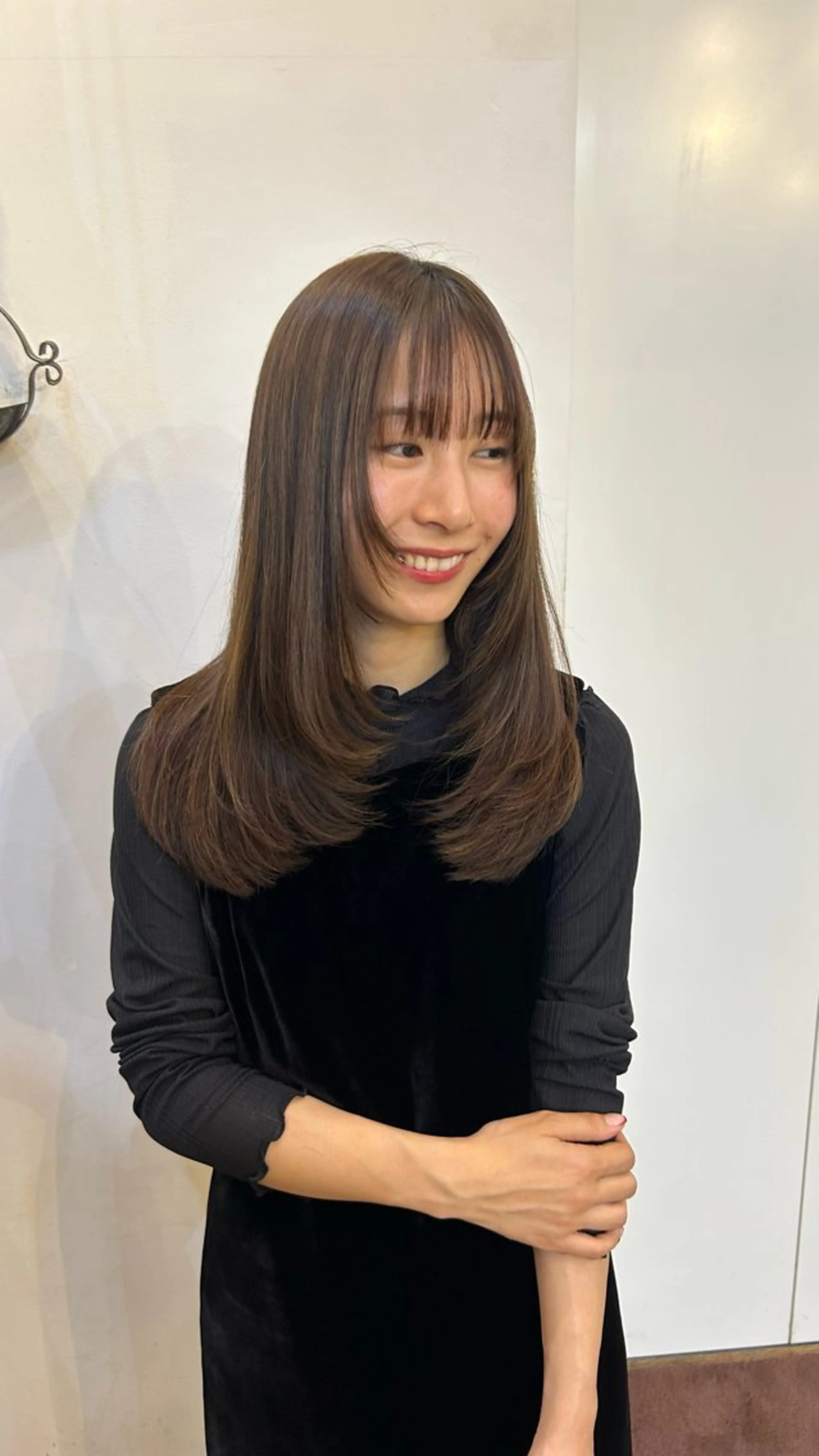 ロング カラー レイヤーカット トリートメント カット ヘアカラー トリートメント レイヤーカット大人気 //吉田百花のヘアスタイル