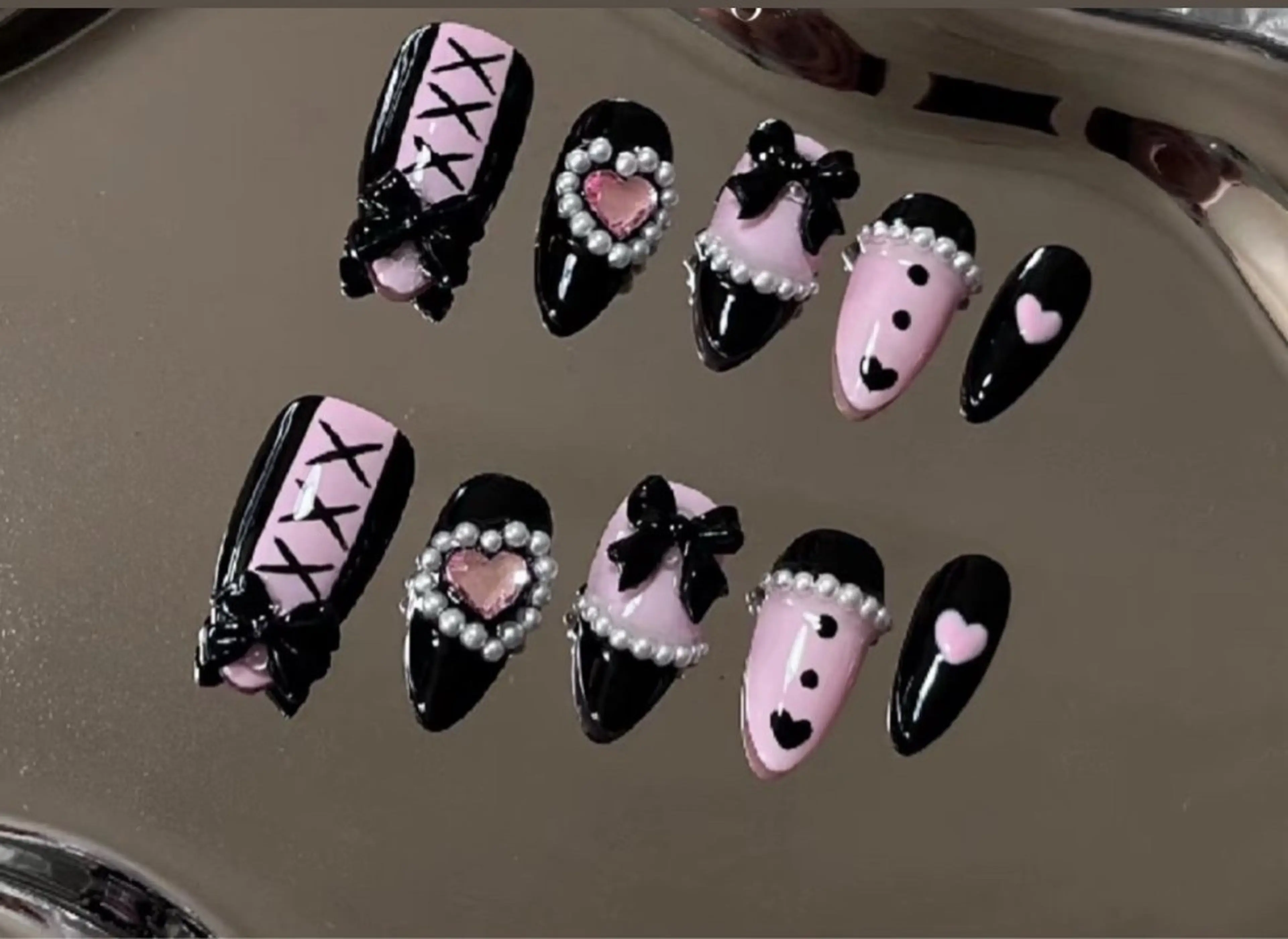 ネイル アートネイル オーロラネイル チークネイル フレンチネイル ガラスフレンチ ハンドネイル 🎀🎀YooLi Nail Salonのネイルデザイン