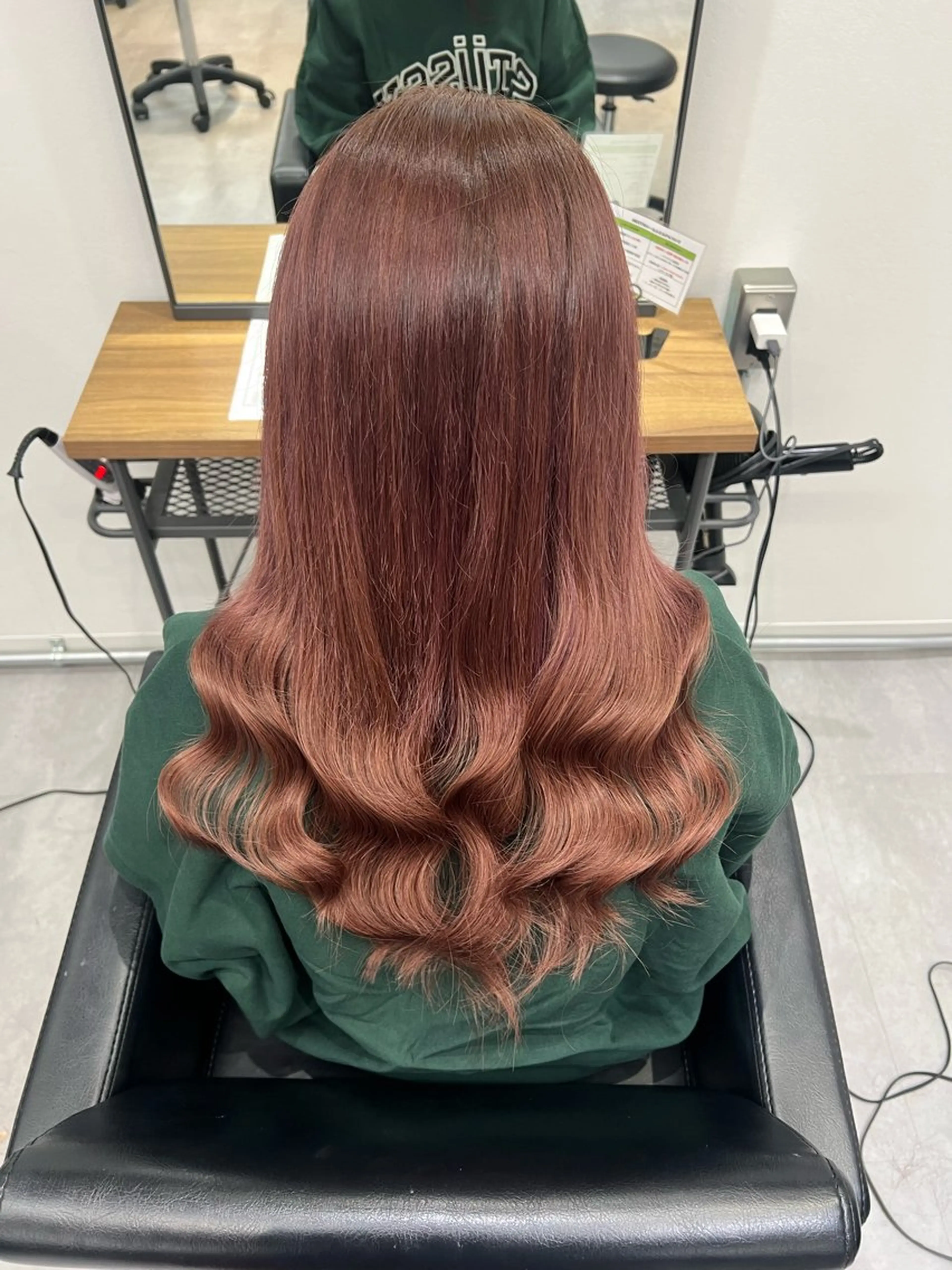 ロング カラー シールエクステ ブリーチ ブラウンカラー レッドカラー エクステ いろあそび所属・カットモデル募集 八王子/kyocoのヘアスタイル