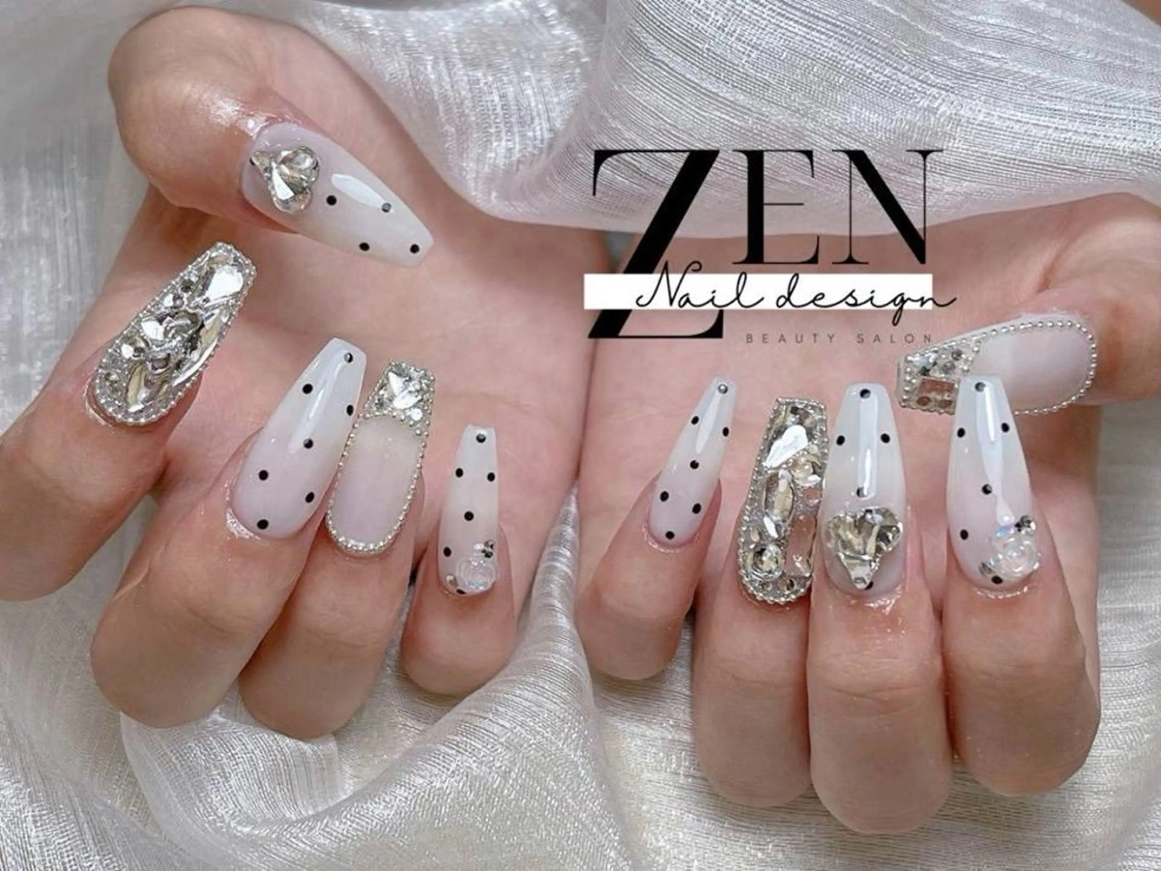 ネイル チークネイル 長さ出し フレンチネイル 韓国ネイル マグネットネイル ハンドネイル Zen Nail Design 池袋のネイルデザイン