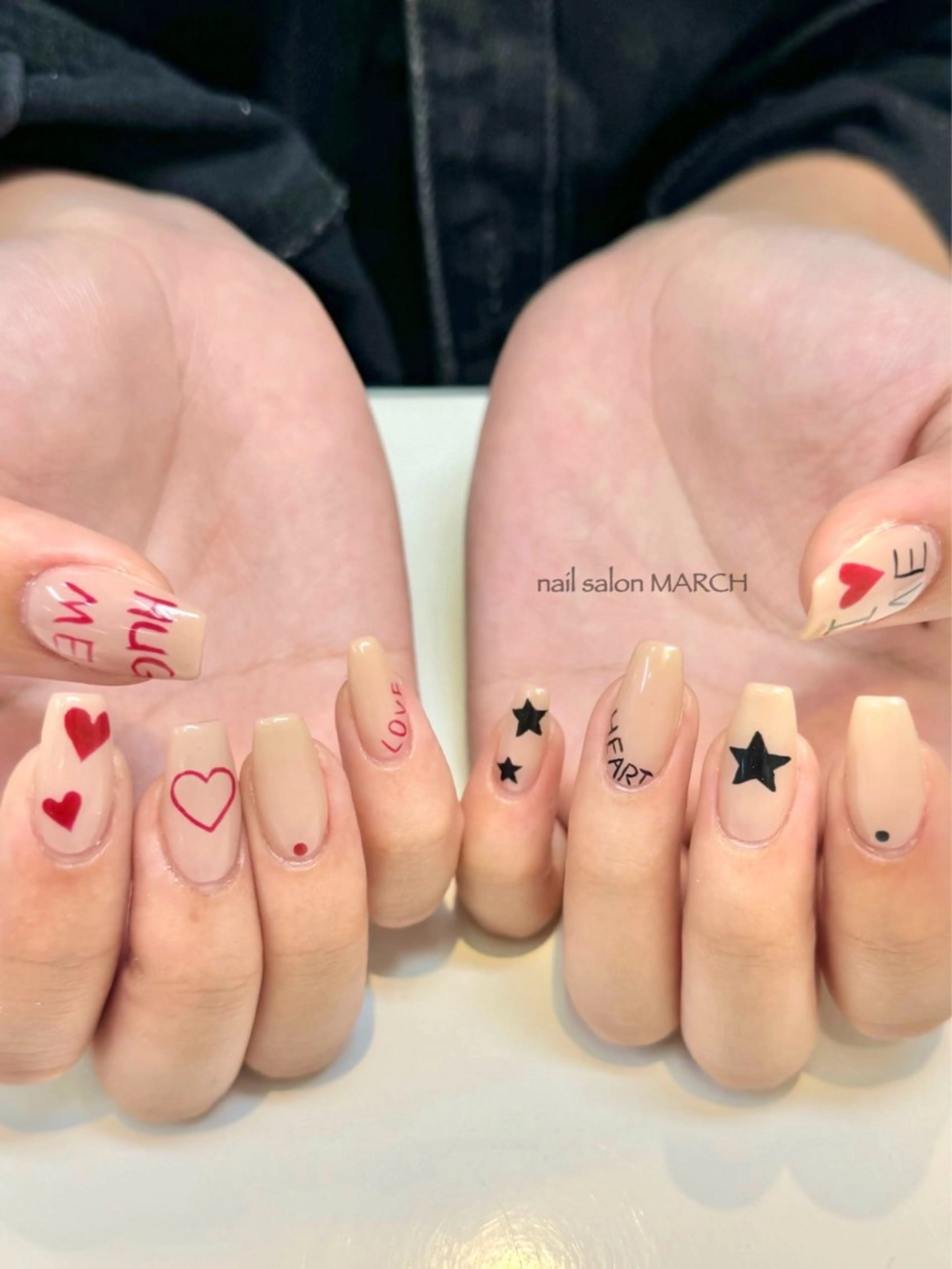 ネイル アートネイル ハンドネイル nail salon CAREY 🎀のネイルデザイン