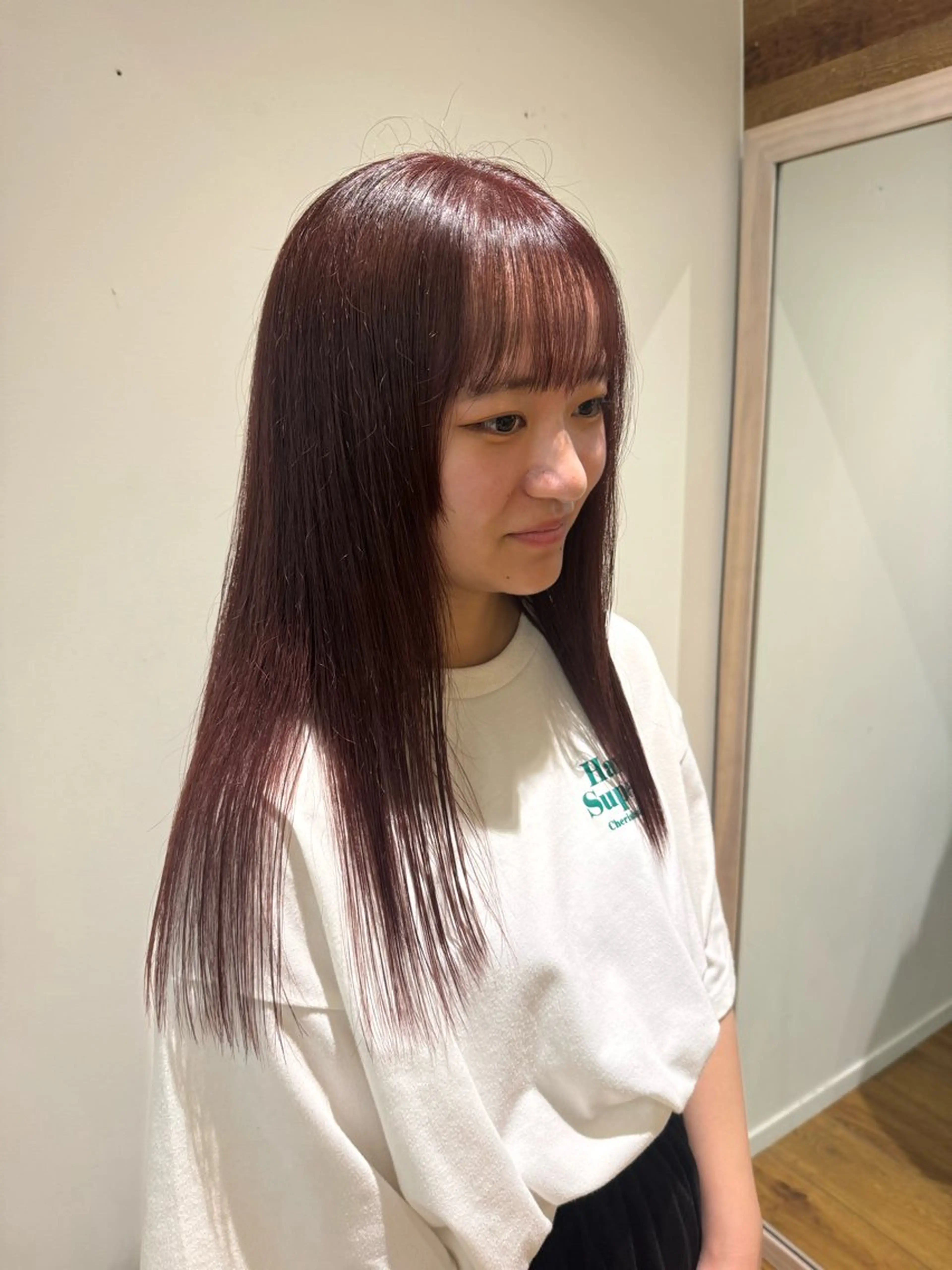 ロング カラー ブラウンカラー ピンクカラー ピンクブラウン 吉留 文月のヘアスタイル