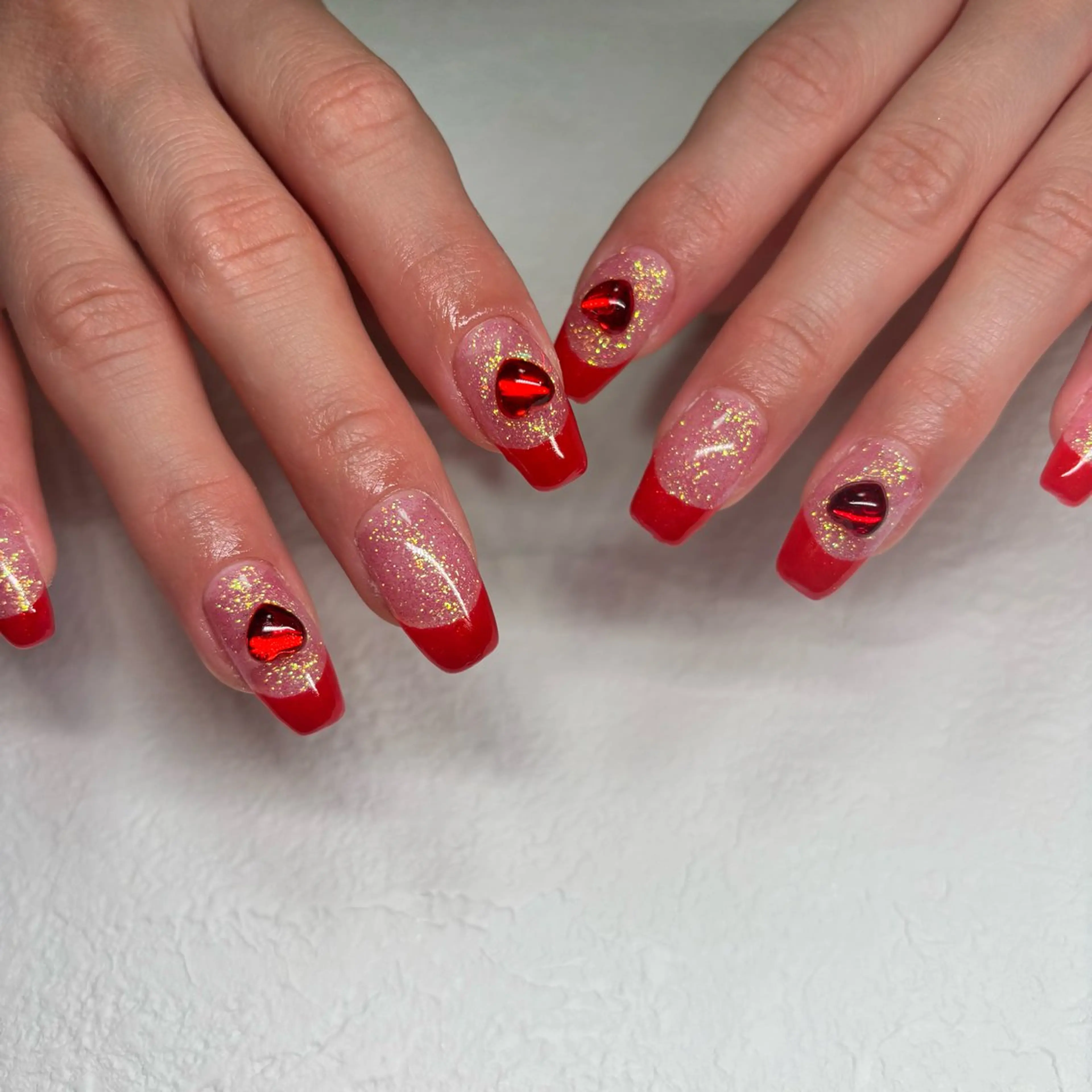 ネイル フレンチネイル ハンドネイル RE💟N.NAIL ラテン系お姉さんのネイルデザイン