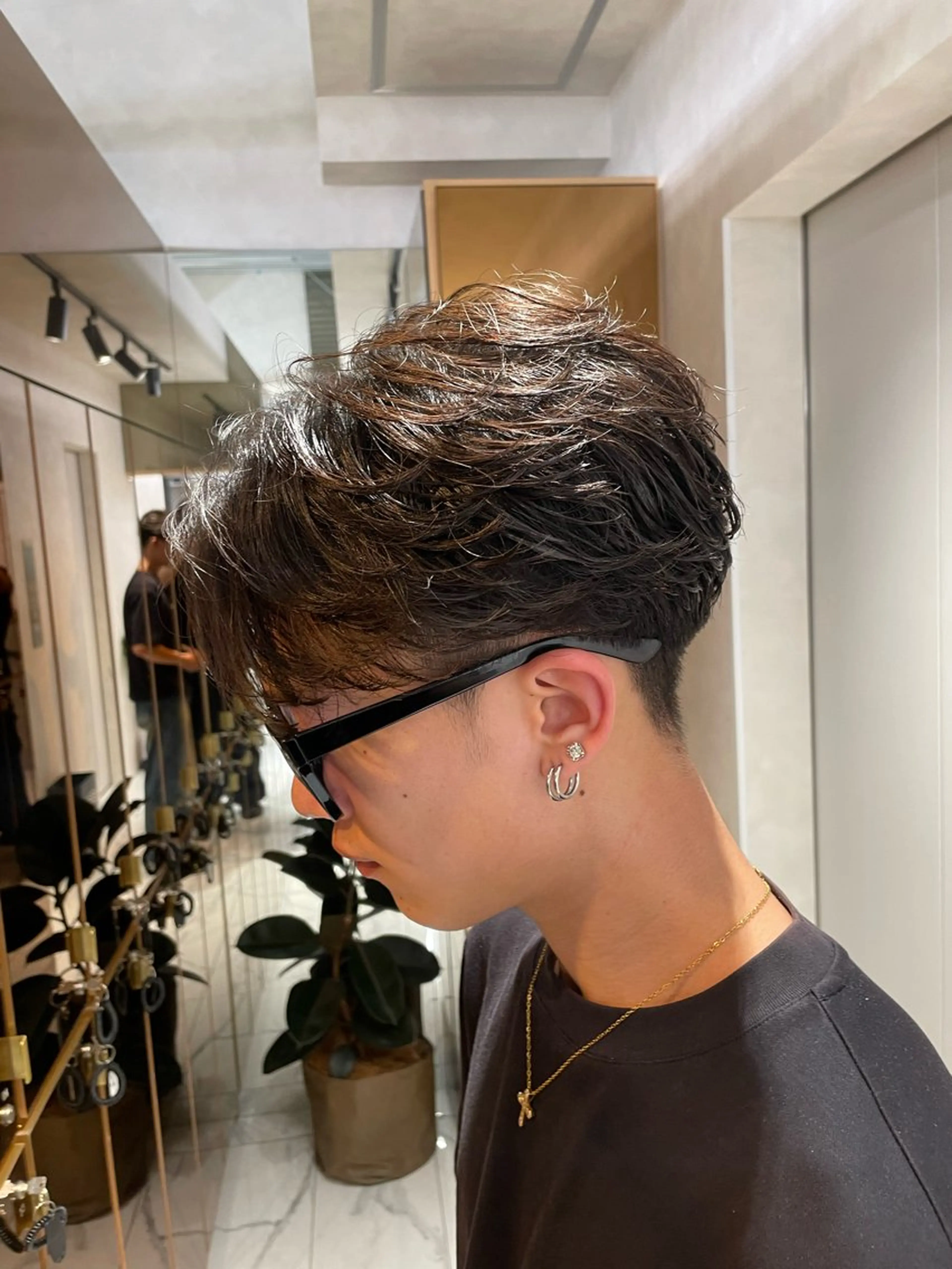 パーマ メンズ カット パーマ LUCEY渋谷所属・フェザーパーマ/ スペインカールのヘアスタイル