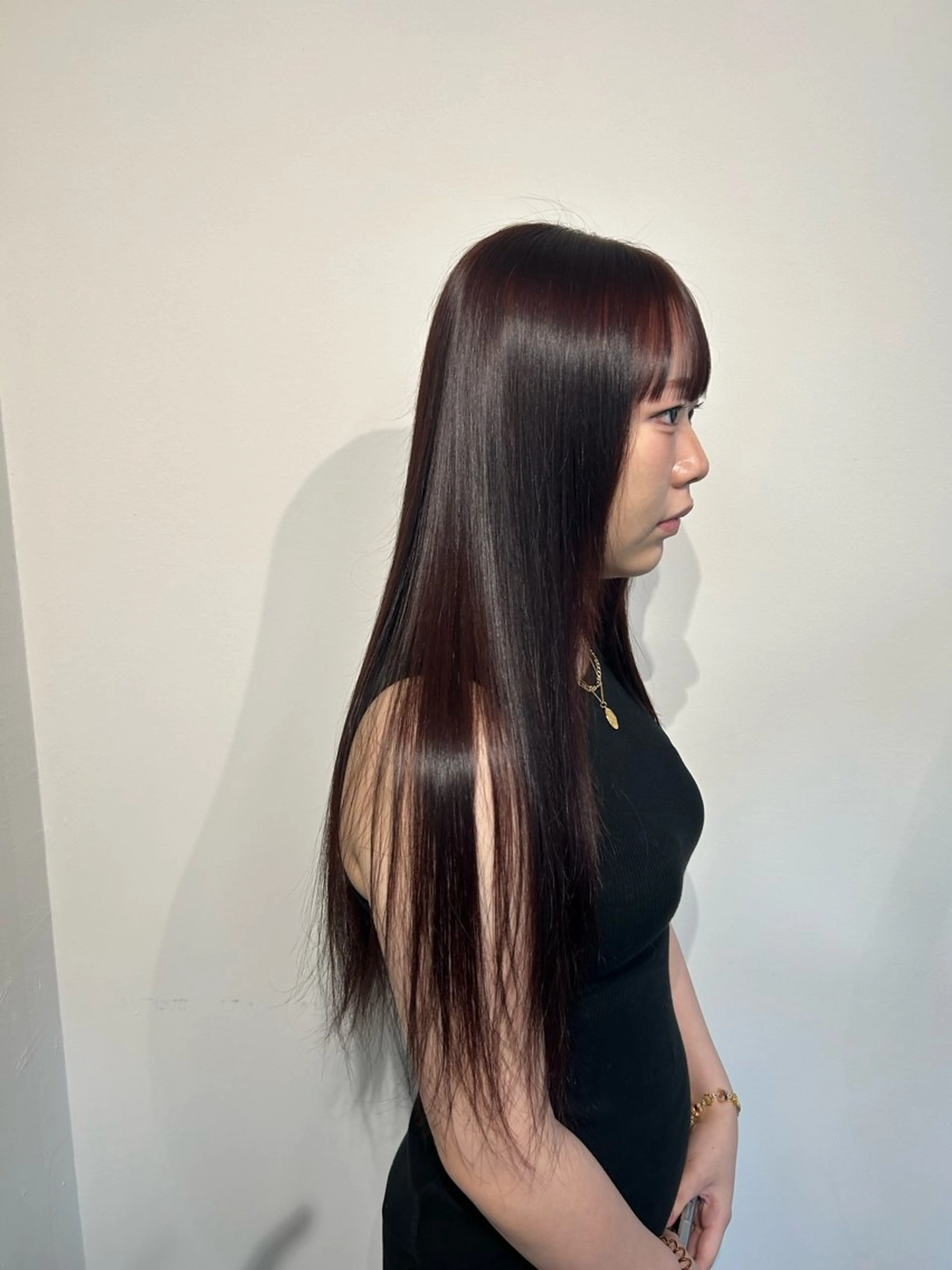 ロング カラー ヘアカラー トリートメント ベージュ/ダブルカラ ー/新潟駅/青柳萌果のヘアスタイル
