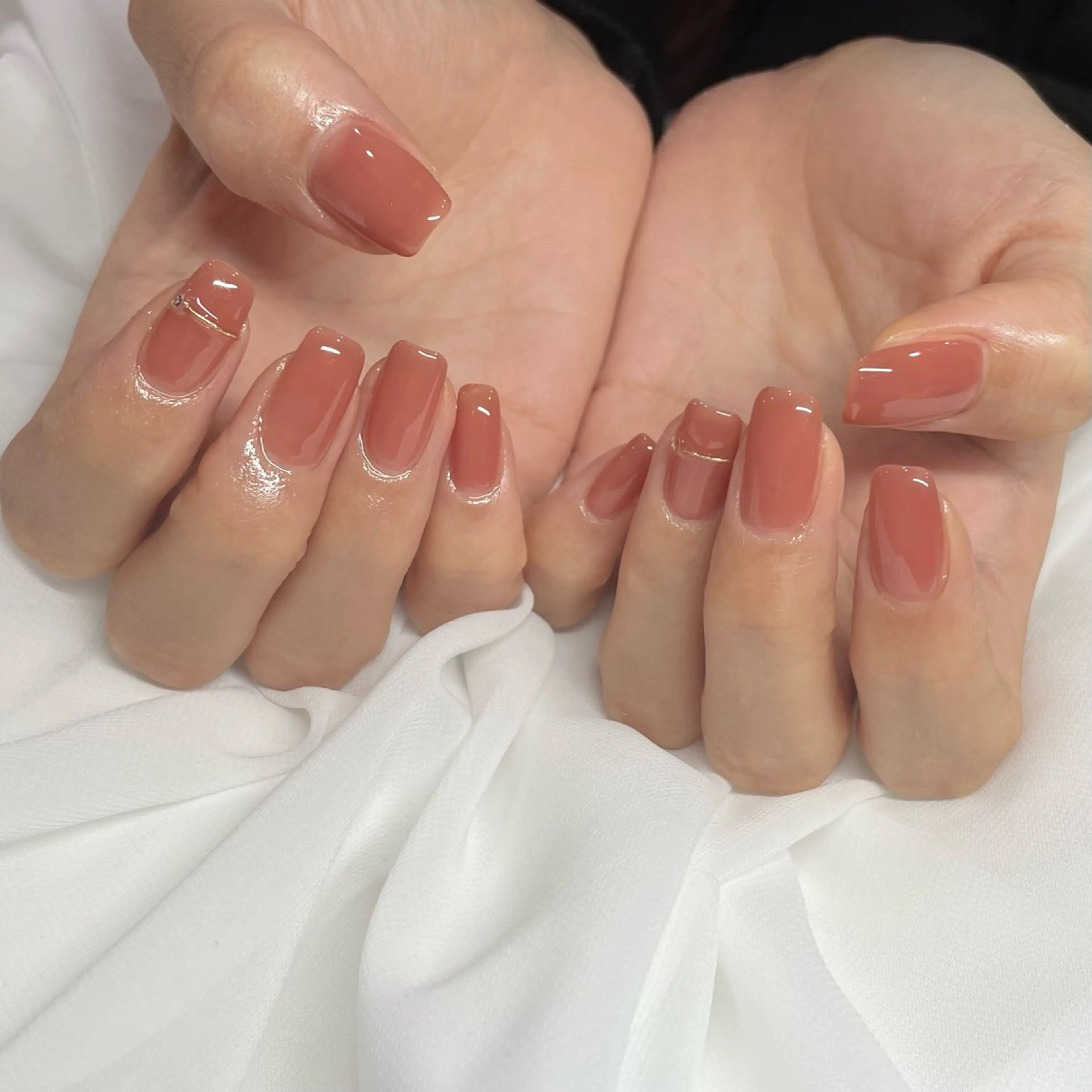 ネイル ハンドネイル ハンドケア 西本町/阿波座 大人女性向け美爪形成のネイルデザイン
