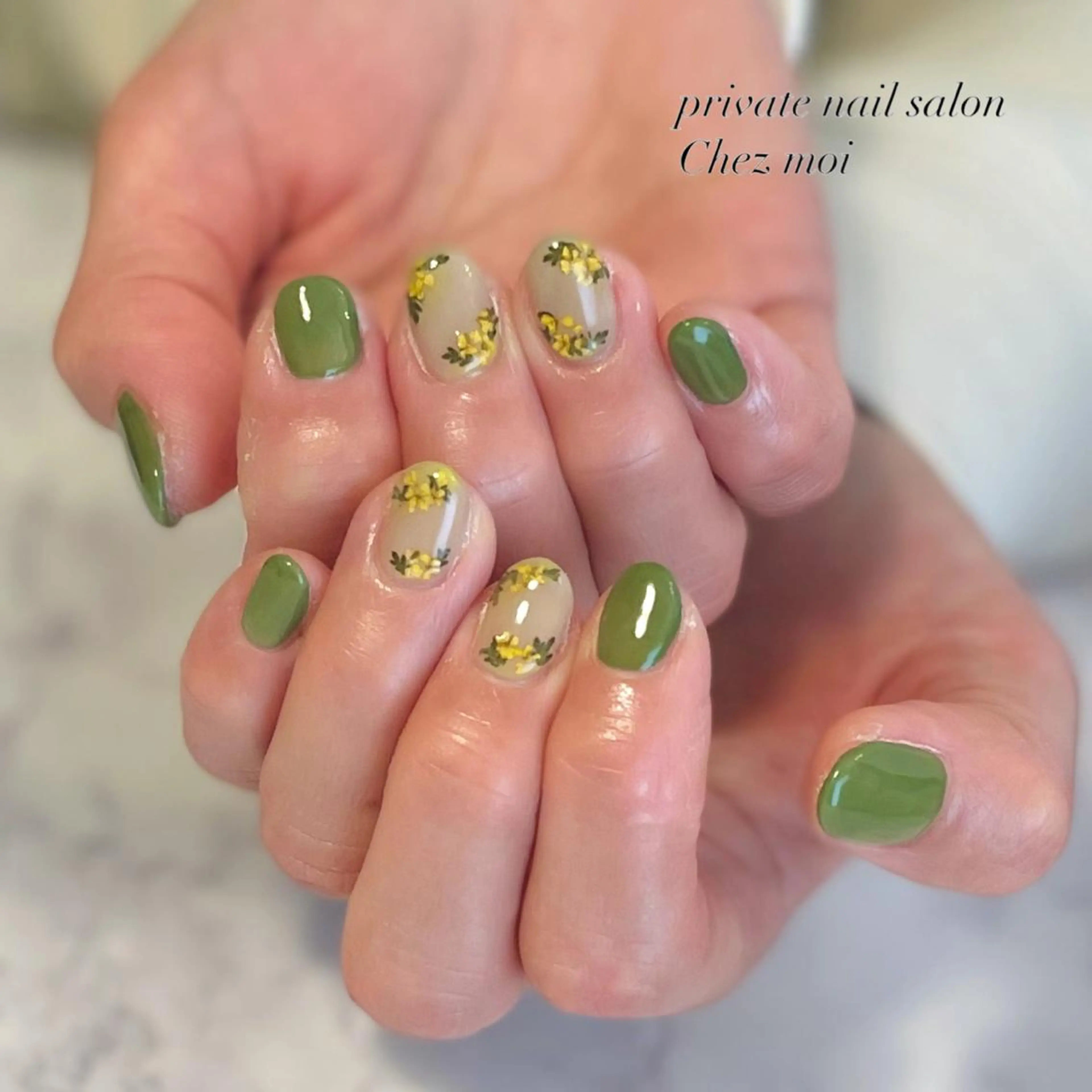 ネイル KOMINE TOMOKOのネイルデザイン