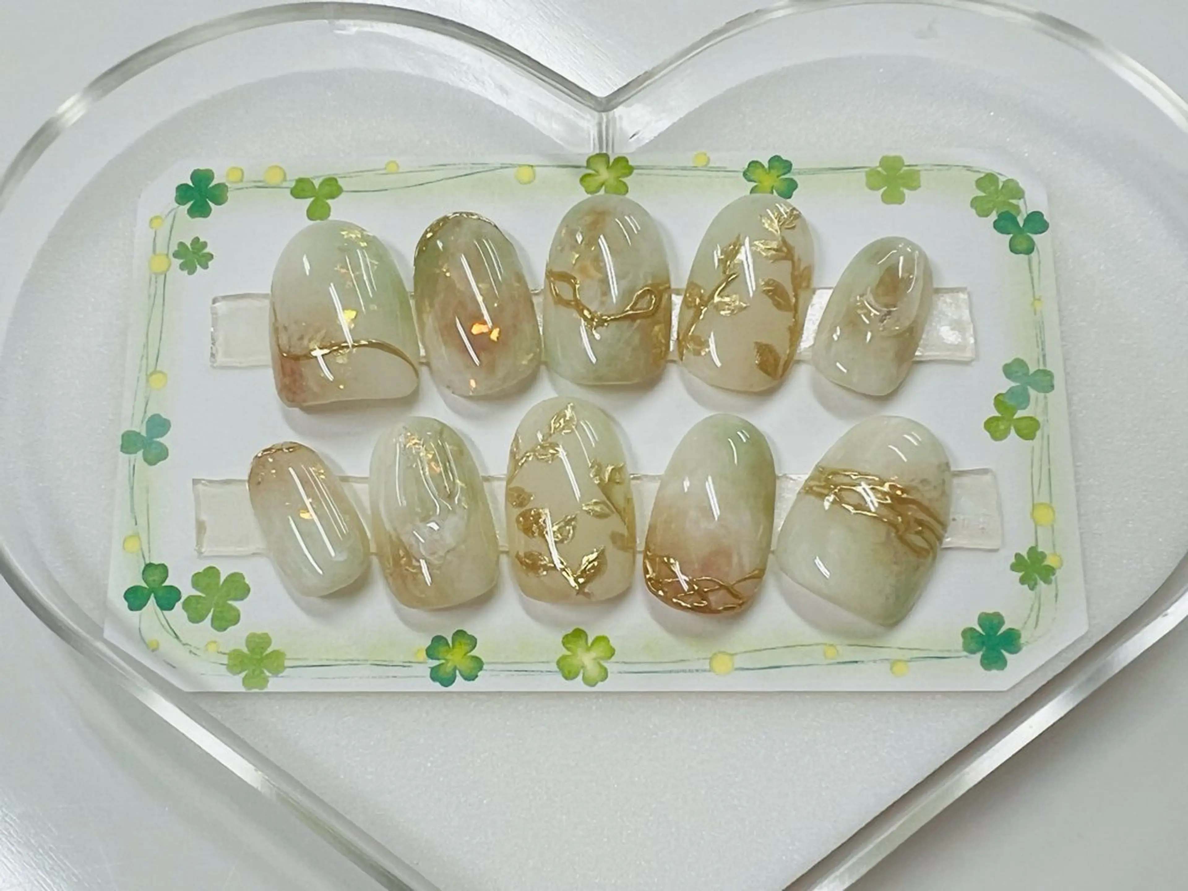 ネイル ユリシスネイル 担当近藤のネイルデザイン