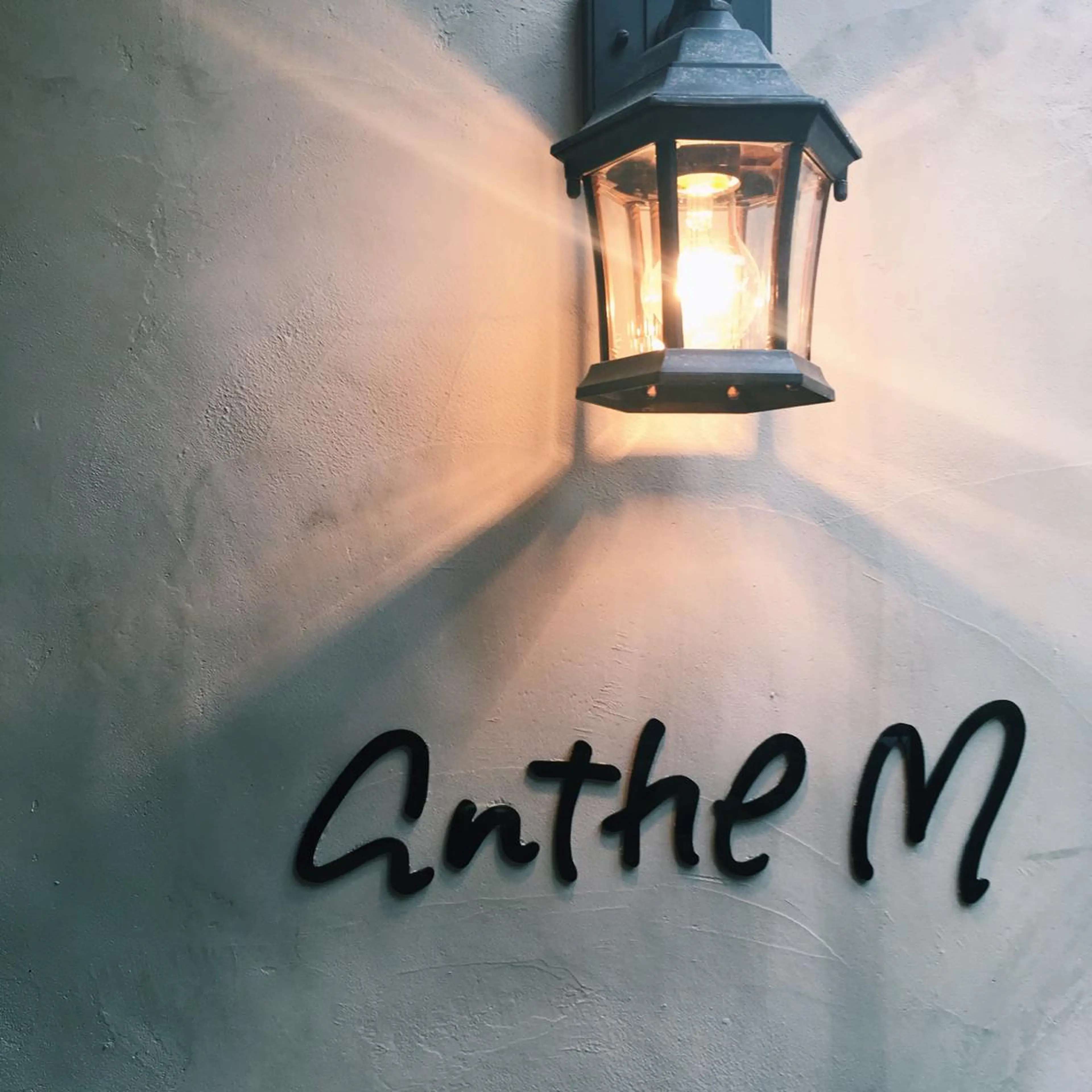 RINA🧤 デザインとボブのヘアスタイル