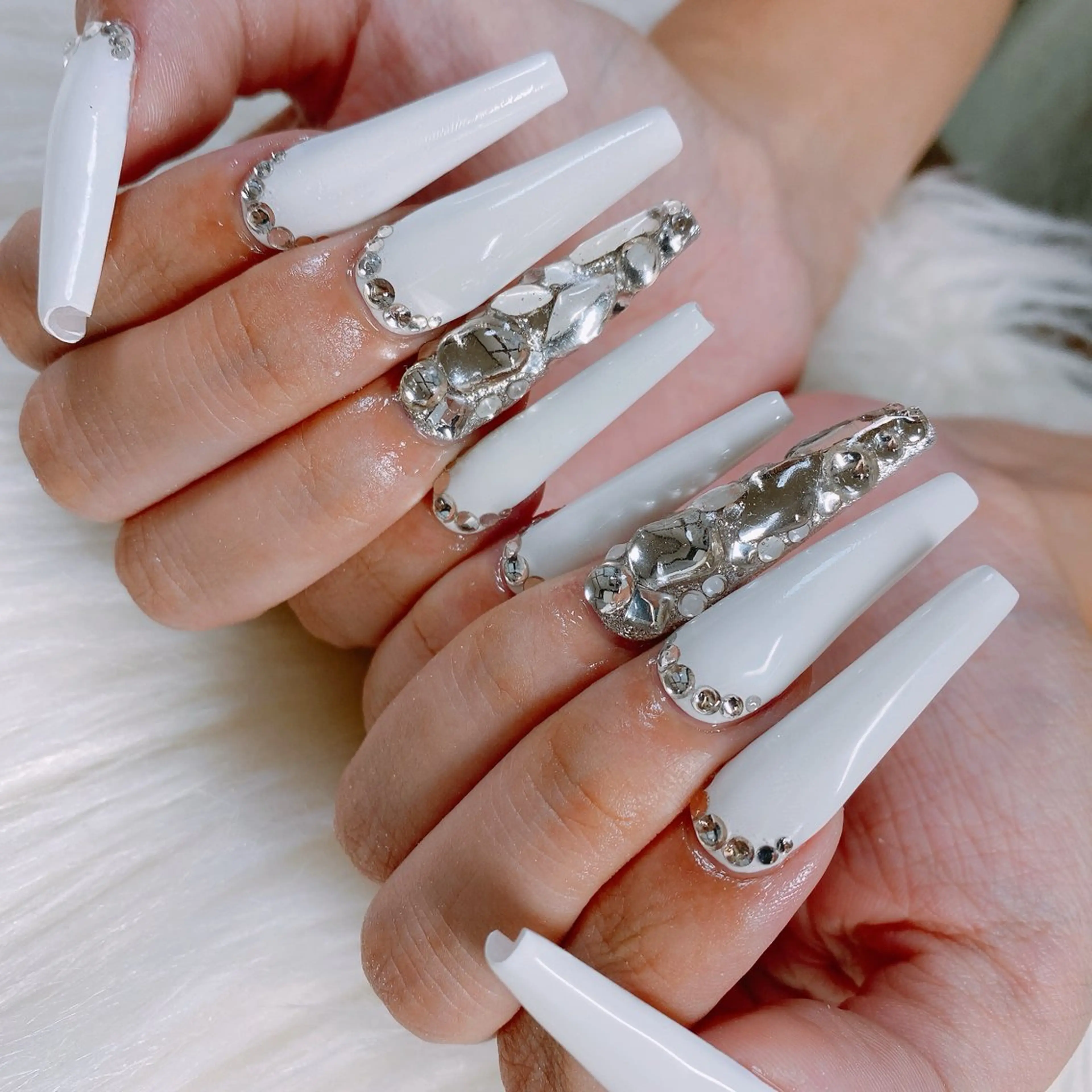 ネイル NAIL SALON Eclat しほのネイルデザイン