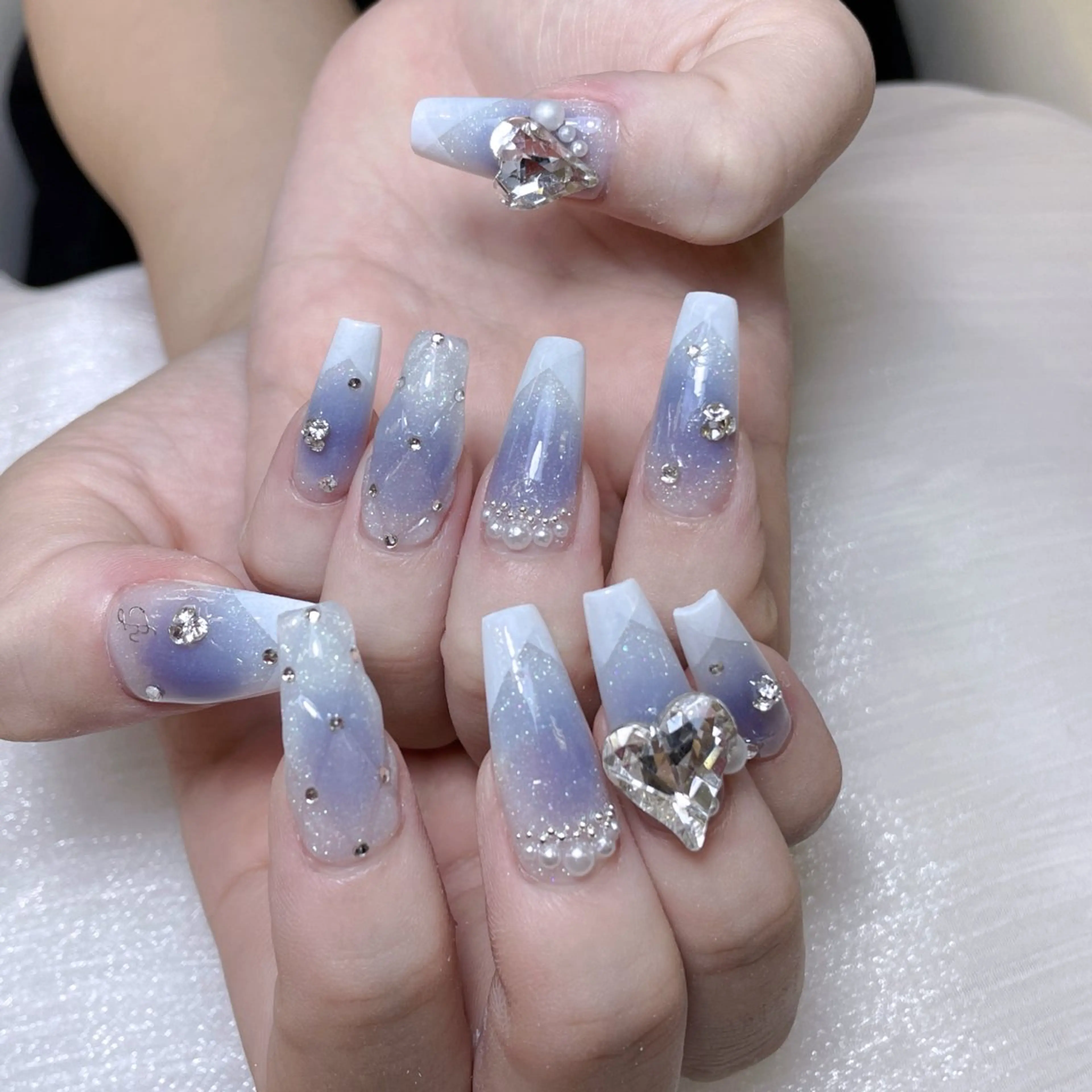ネイル オーロラネイル キラキラネイル 大理石ネイル(マーブル) スカルプネイル 春ネイル ハンドネイル NailPrincess所属・princess スカルプ専門店のネイルデザイン