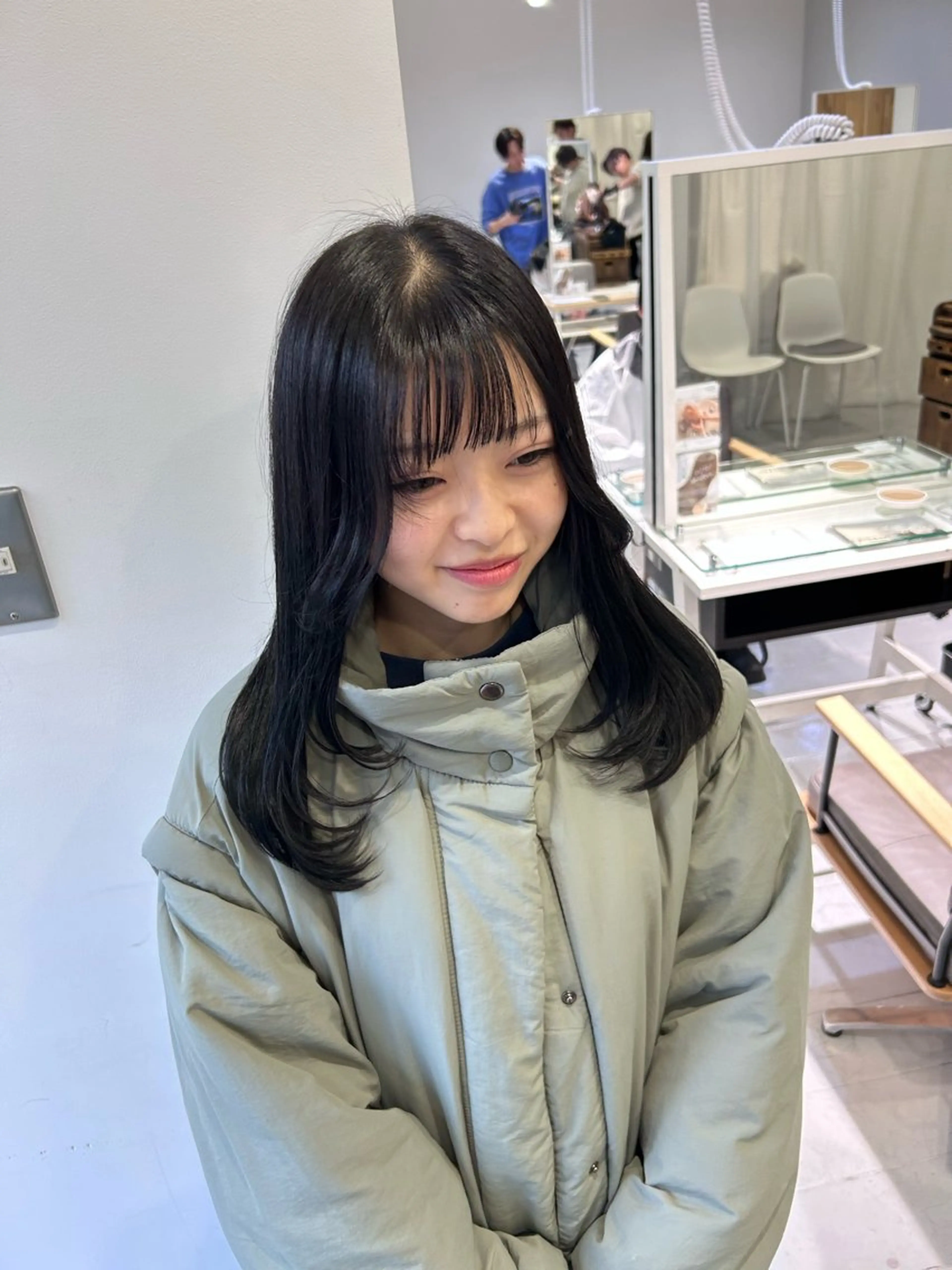 ロング カラー ウルフレイヤー🐺 ヒナ🩶のヘアスタイル