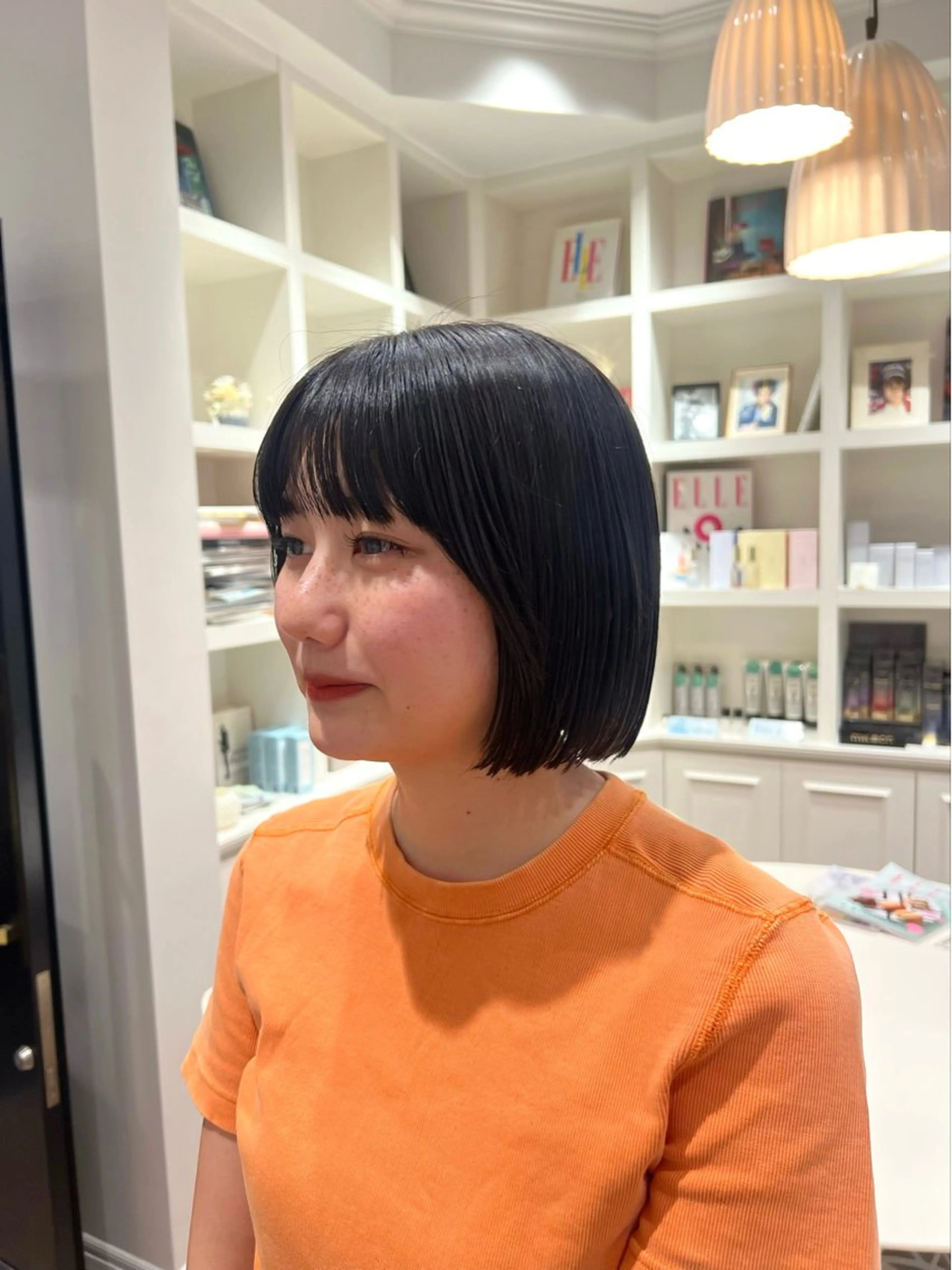 ショート カラー 黒髪 透明感カラー ナチュラルブラック ボブ 似合わせ/レイヤー 💟SAEのヘアスタイル
