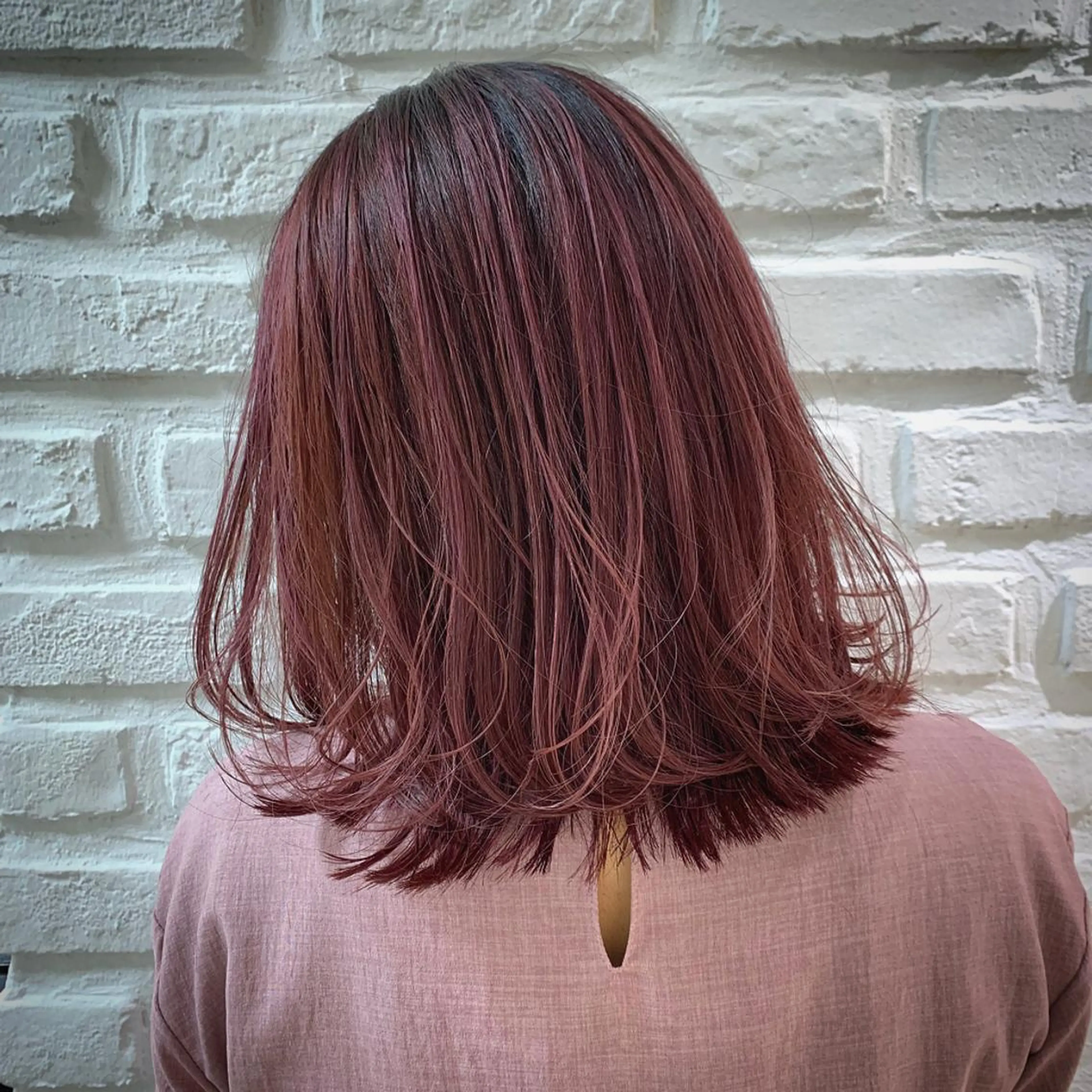 ミディアム カラー ブリーチ 透明感カラー イルミナカラー ピンクカラー ヘアカラー トリートメント 【デザインカラー】 粥川佳日望のヘアスタイル