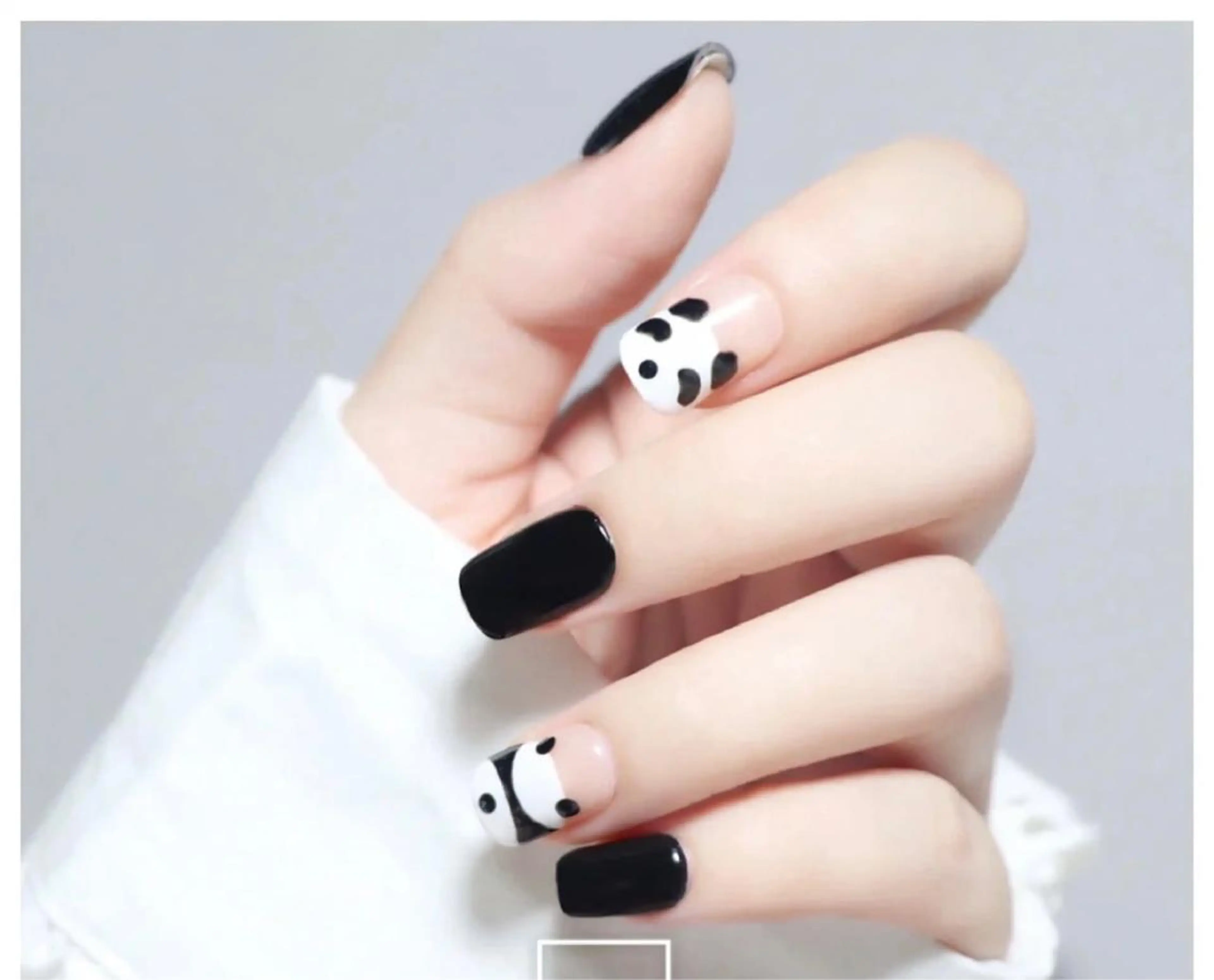 ネイル フットネイル 💅E•U•B NAIL🌹所属・横浜市中区曙町 ネイルE·U·Bのネイルデザイン