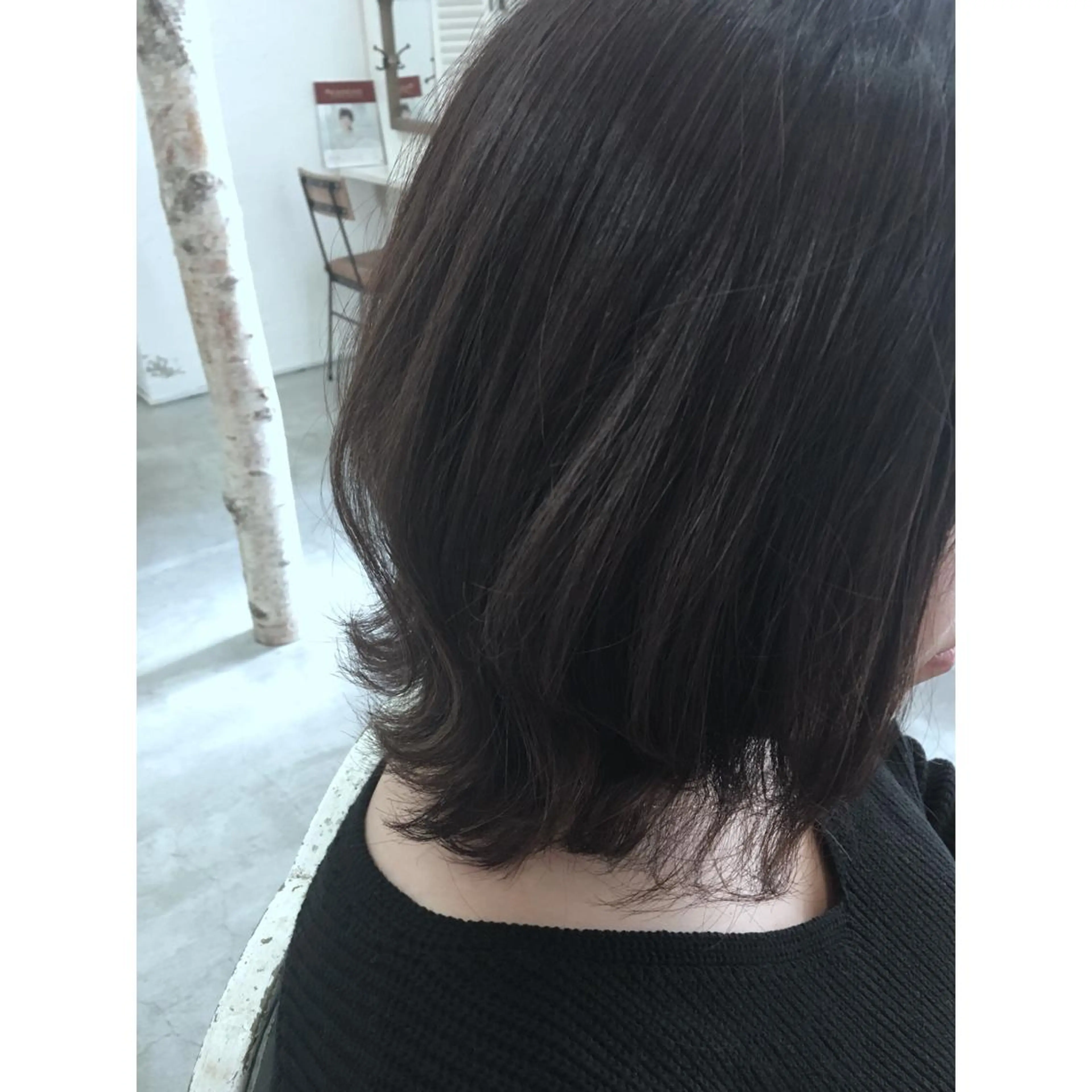 ミディアム カラー ハイライトカラー イルミナカラー ハイライト カット ヘアカラー fio マナミのヘアスタイル