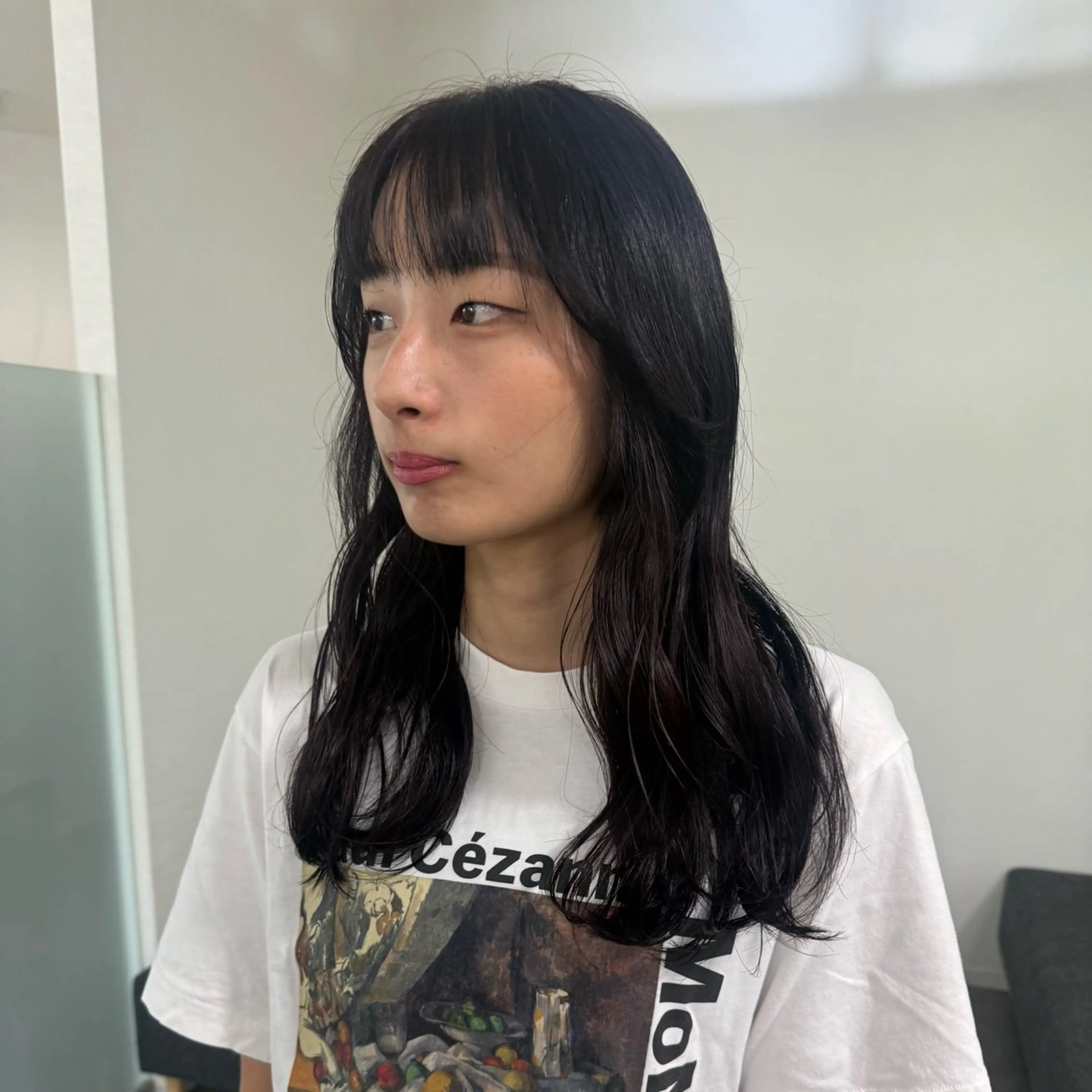 セミロング 花島 来愛のヘアスタイル