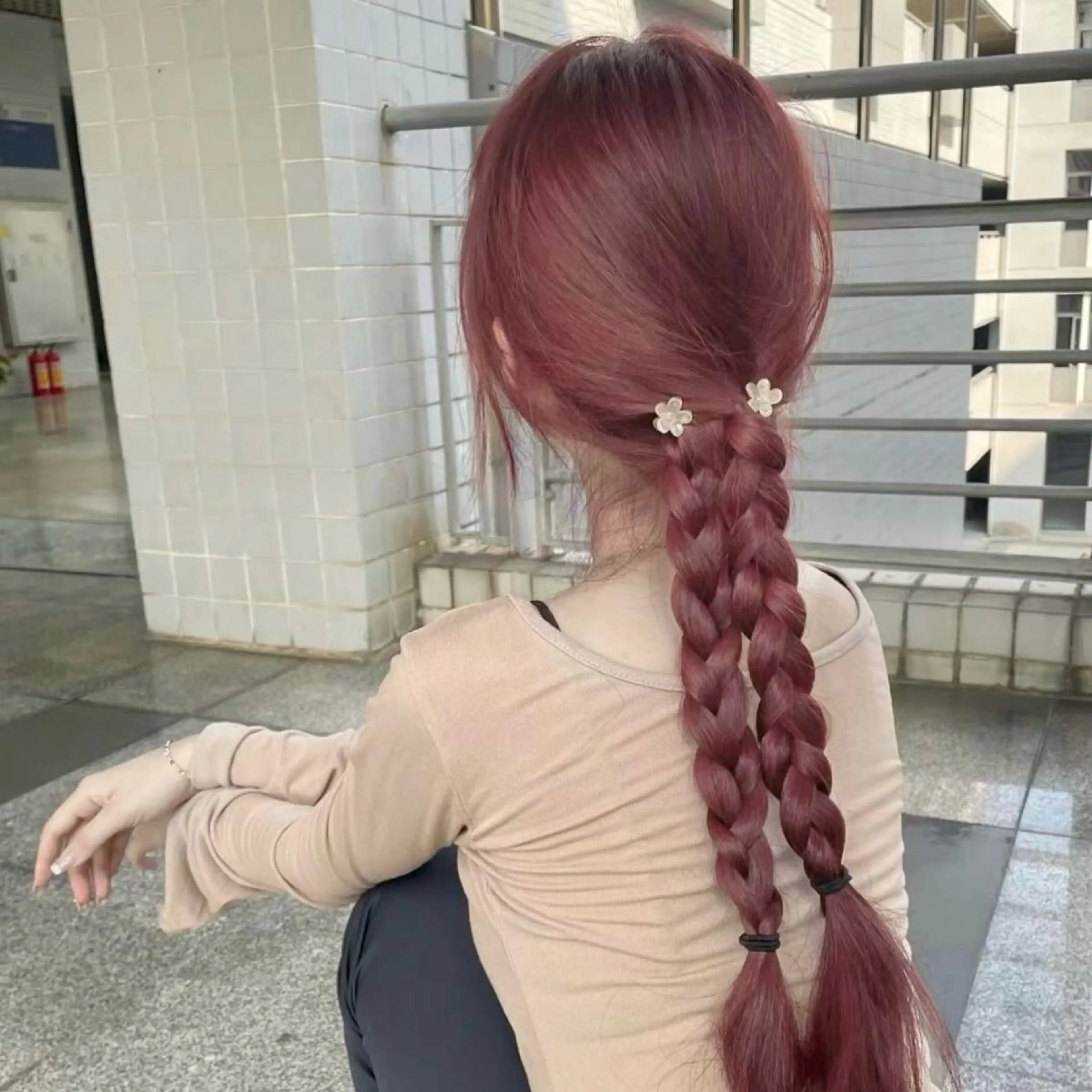 ロング カラー ブリーチ ピンクカラー ヘアカラー The Path ARENのヘアスタイル