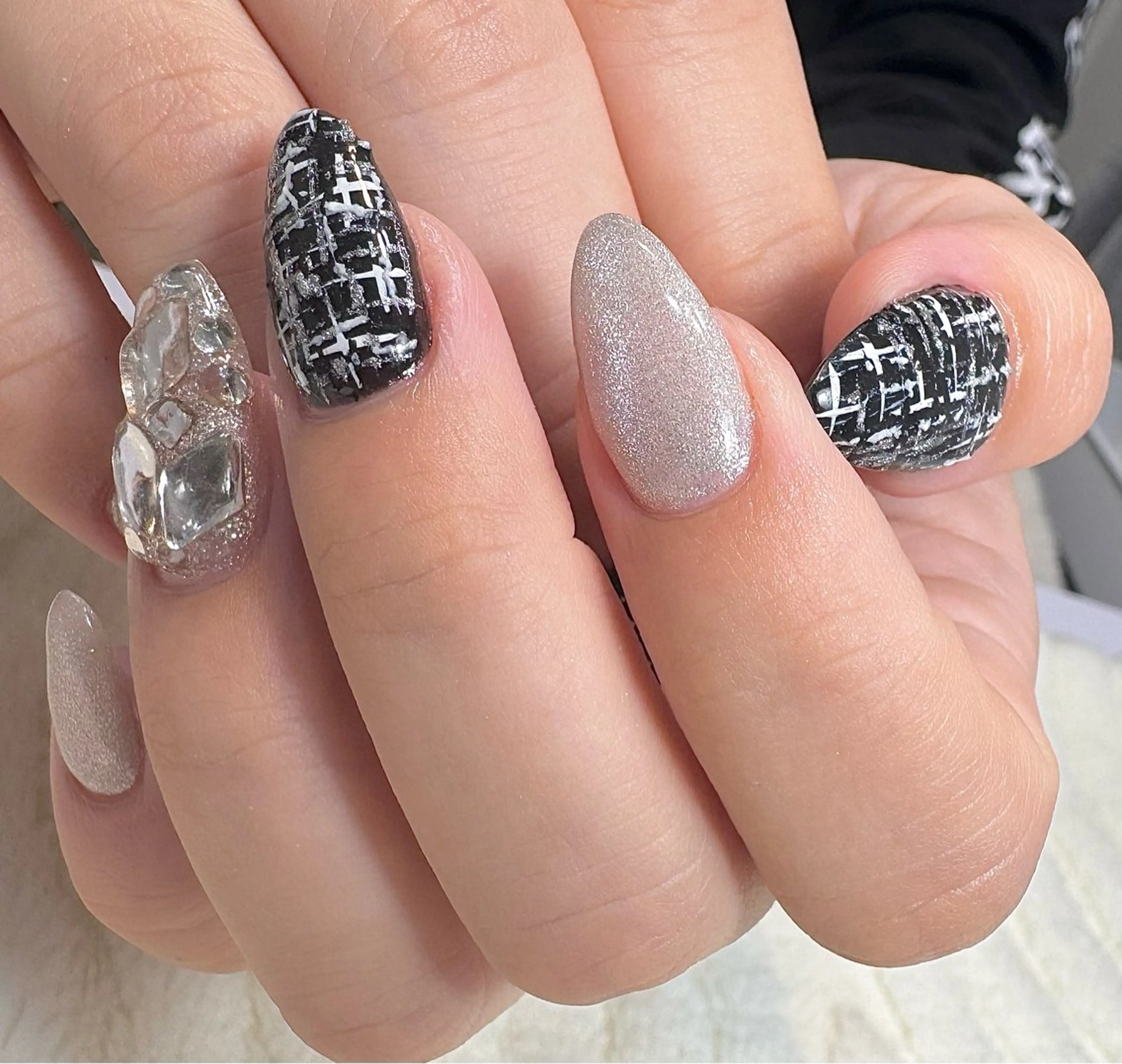 ネイル ツイードネイル LinoTino nailのネイルデザイン