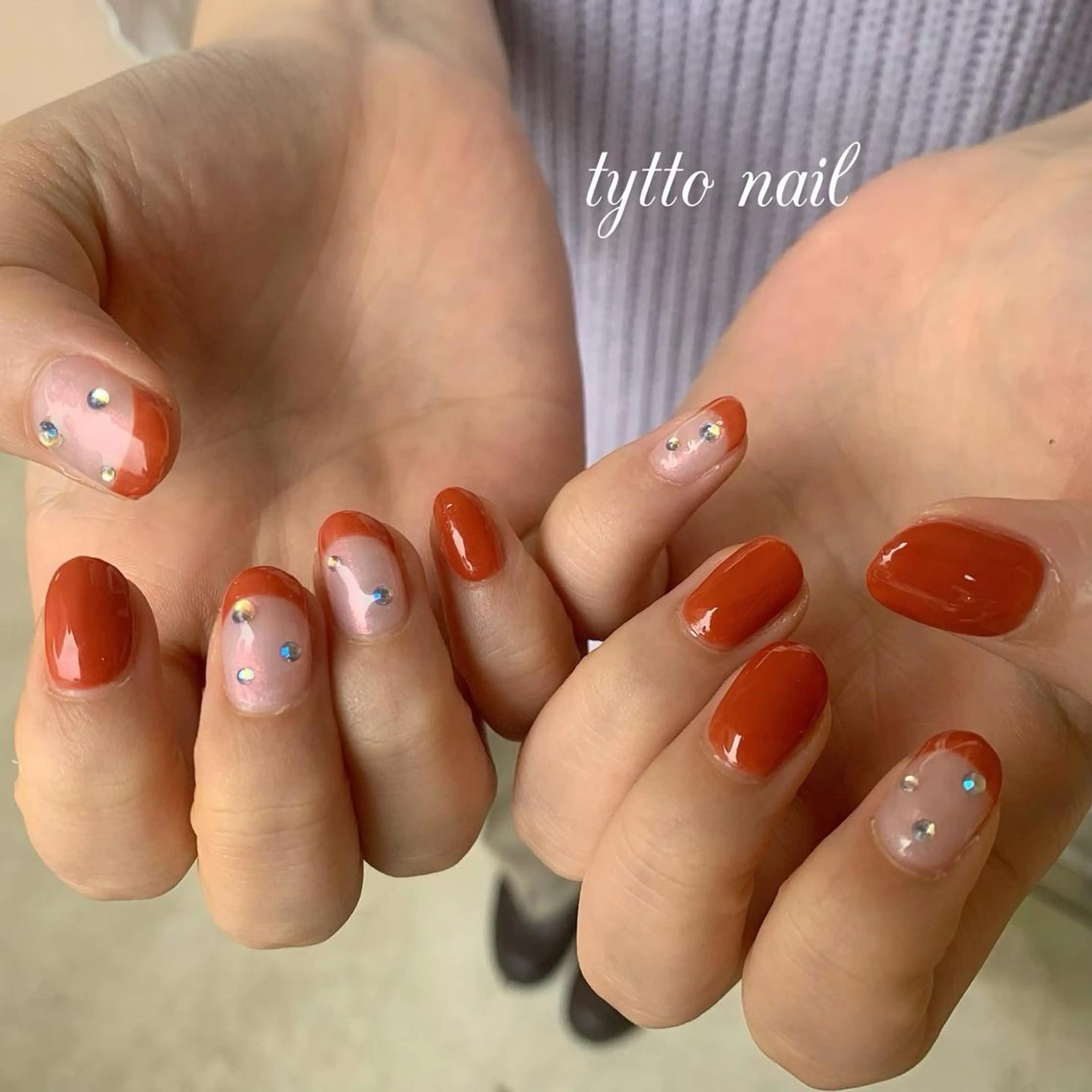 ネイル オーロラネイル ワンカラーネイル オレンジ シンプルネイル 冬ネイル ハンドネイル tytto nail ❤︎‪‪eri‪‪のネイルデザイン