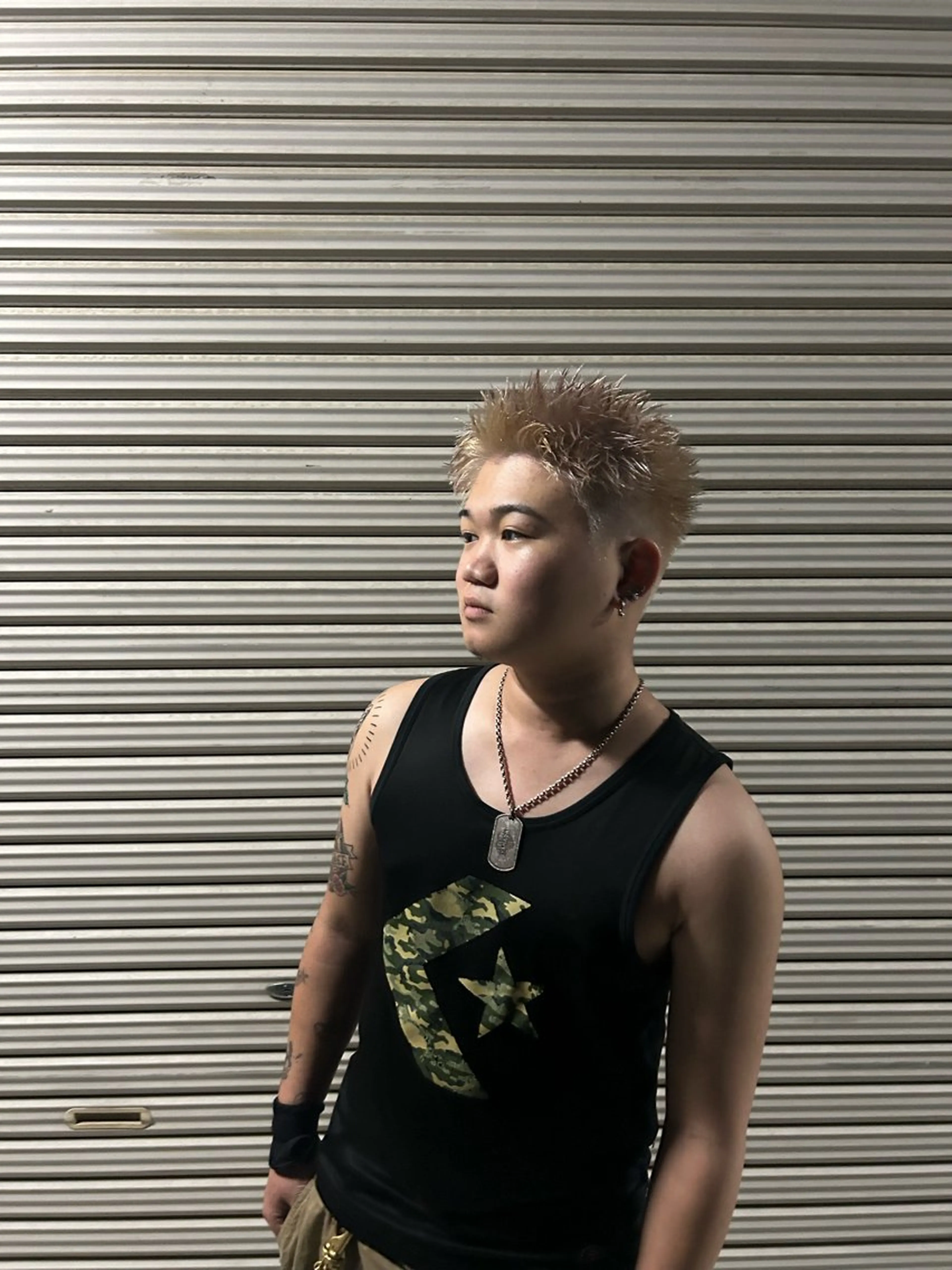 カラー メンズ メンズハイトーン スパイキーショート ハイトーンカラー 《メンズ特化》 そらのヘアスタイル