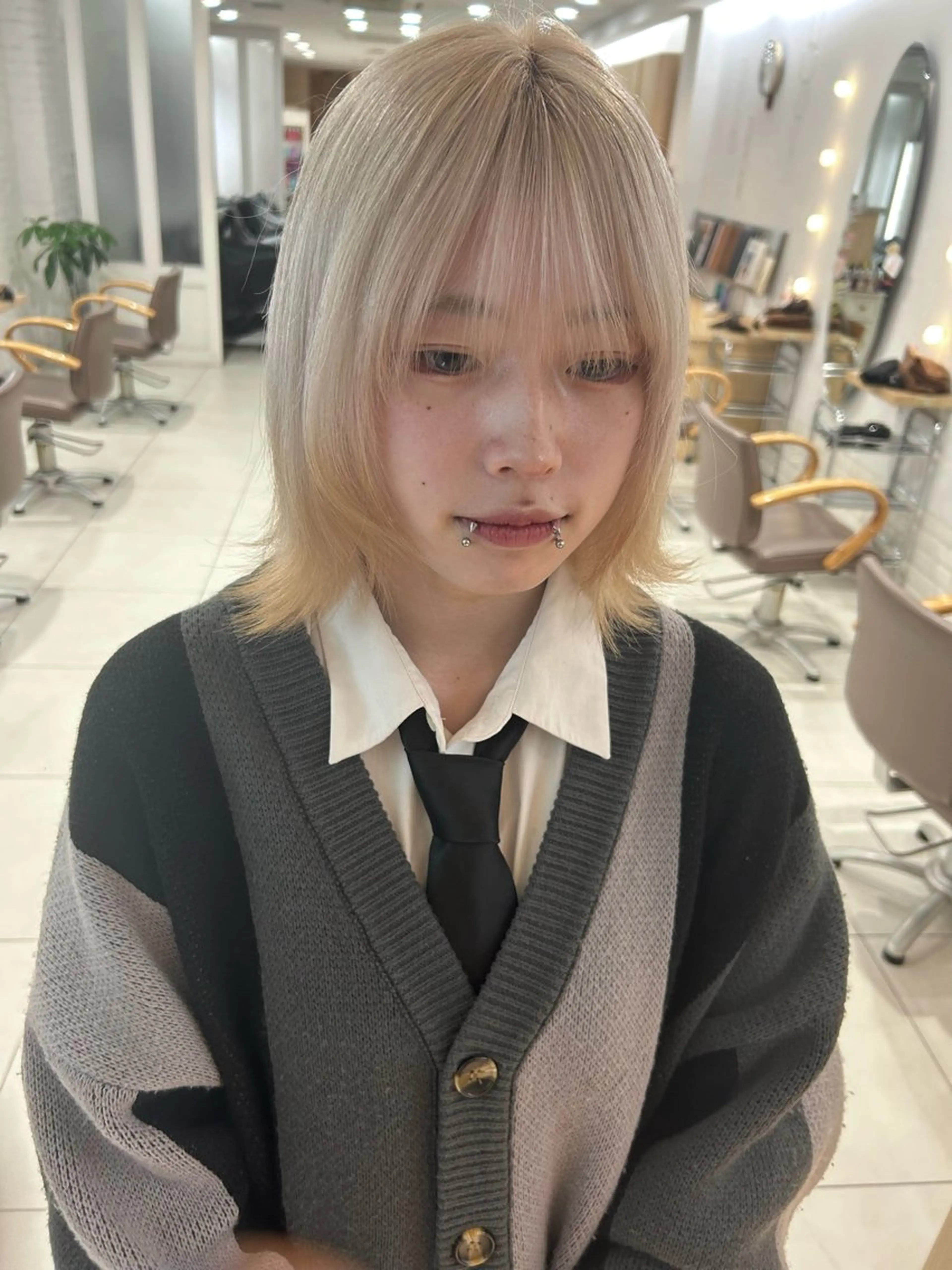 ミディアム ヘアカラー 大川 綾乃のヘアスタイル