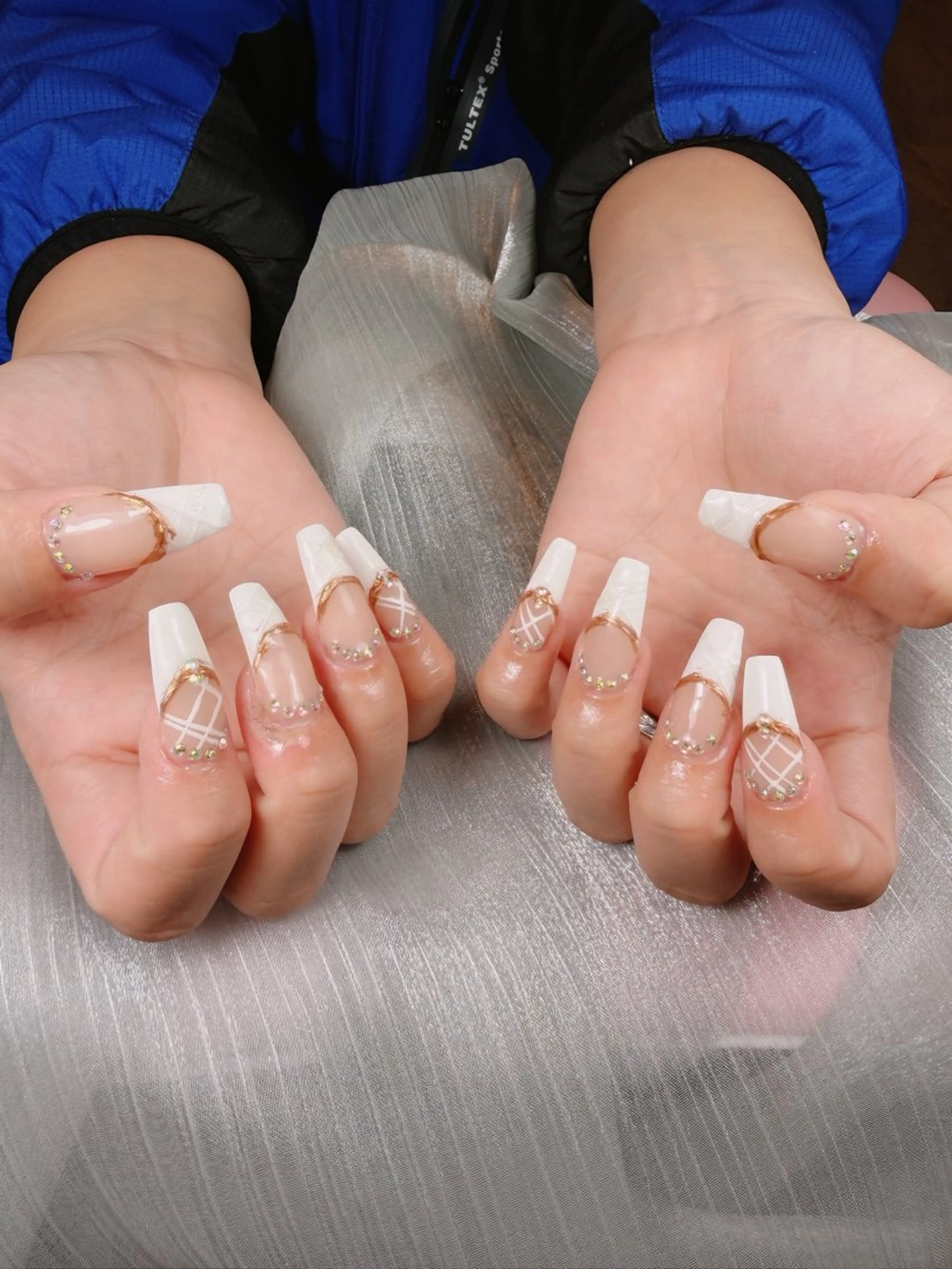 ネイル チークネイル フレンチネイル グラデーション キラキラネイル 韓国ネイル ハンドネイル HIKARI HANA NAIL所属・HIKARIHANA NAILのネイルデザイン