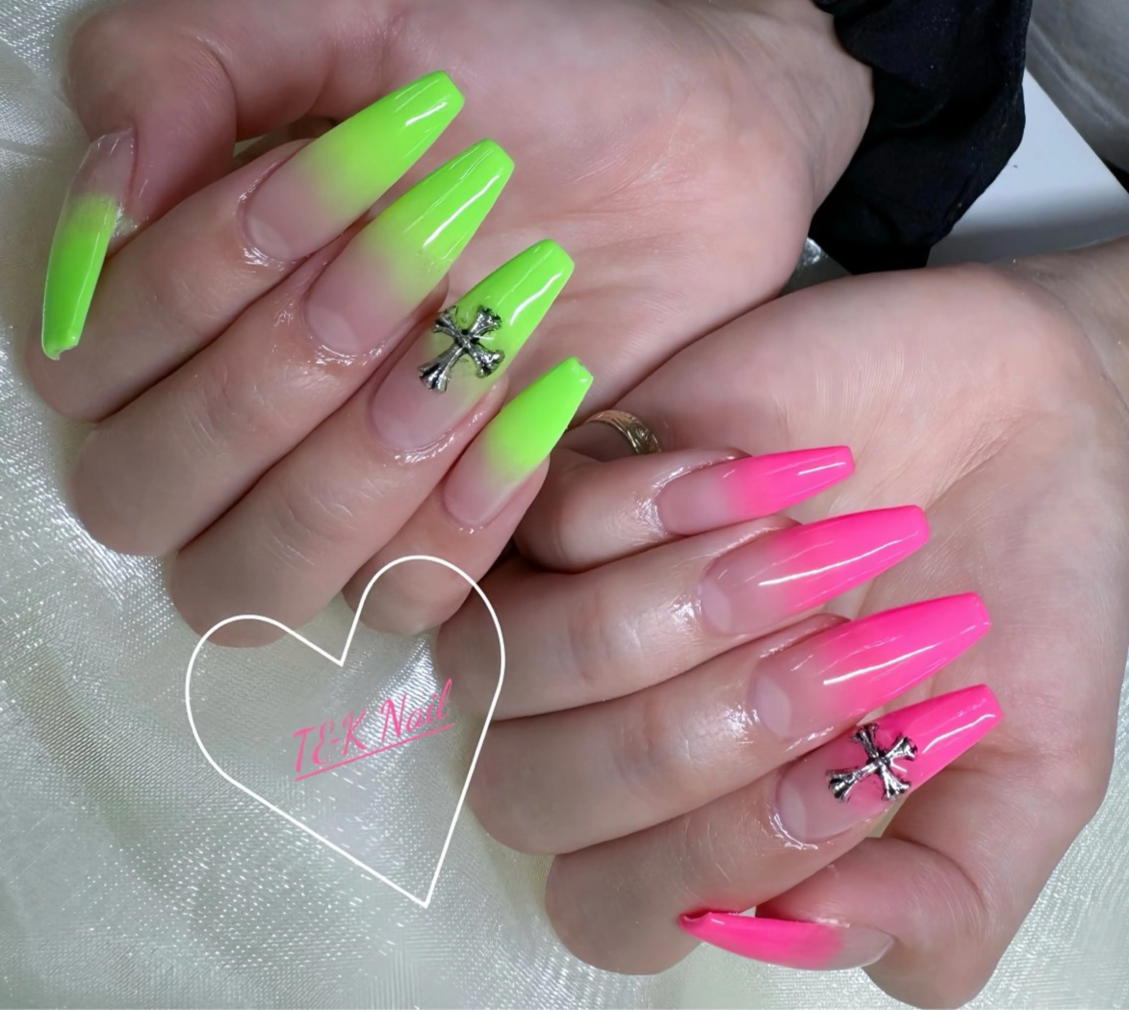 ネイル ハンドネイル ༺༒T&K nail ༒༻のネイルデザイン